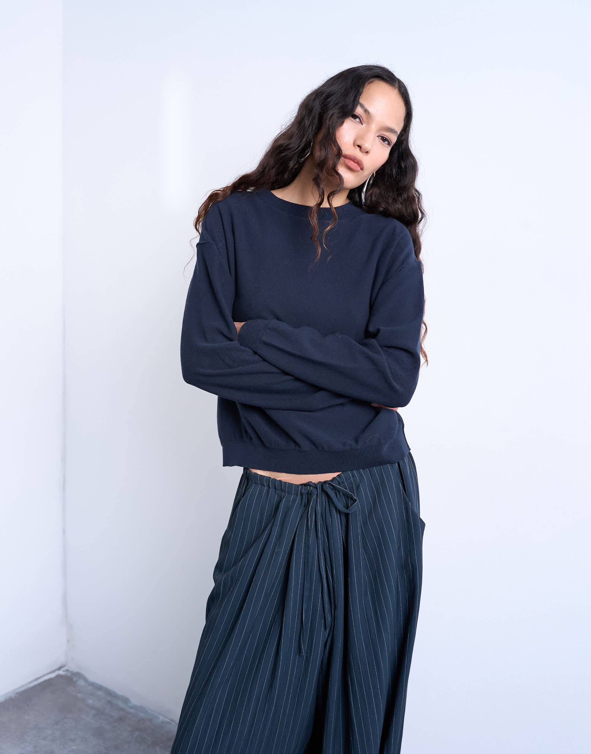 Pull Topshop en maille bleu marine à boutons latéraux