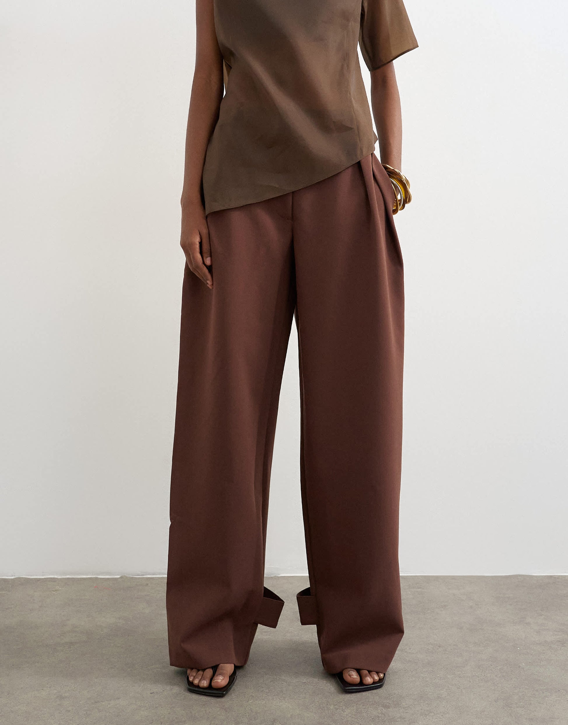 Topshop tailored barrel leg tab detail trouser in brown
