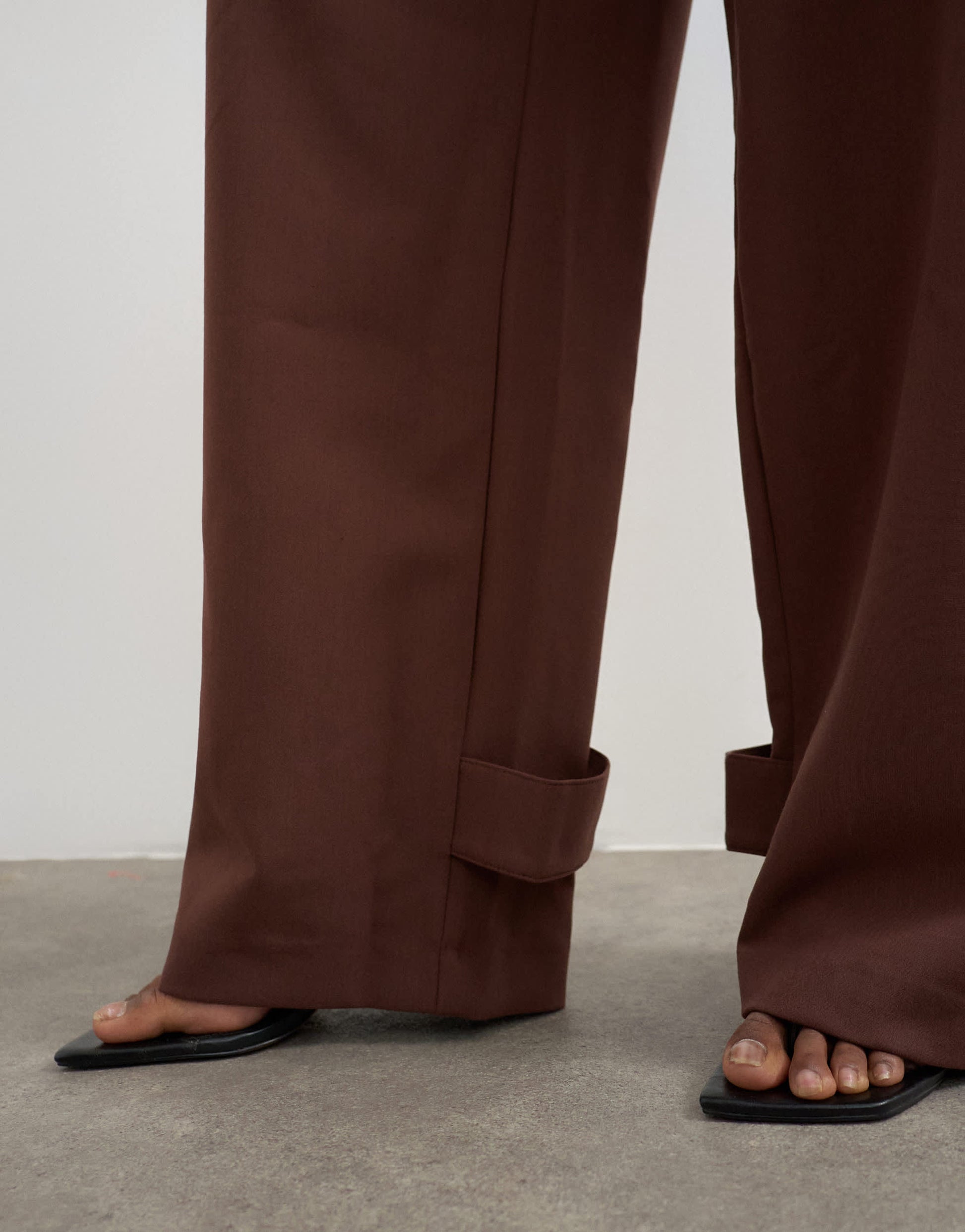 Topshop tailored barrel leg tab detail trouser in brown