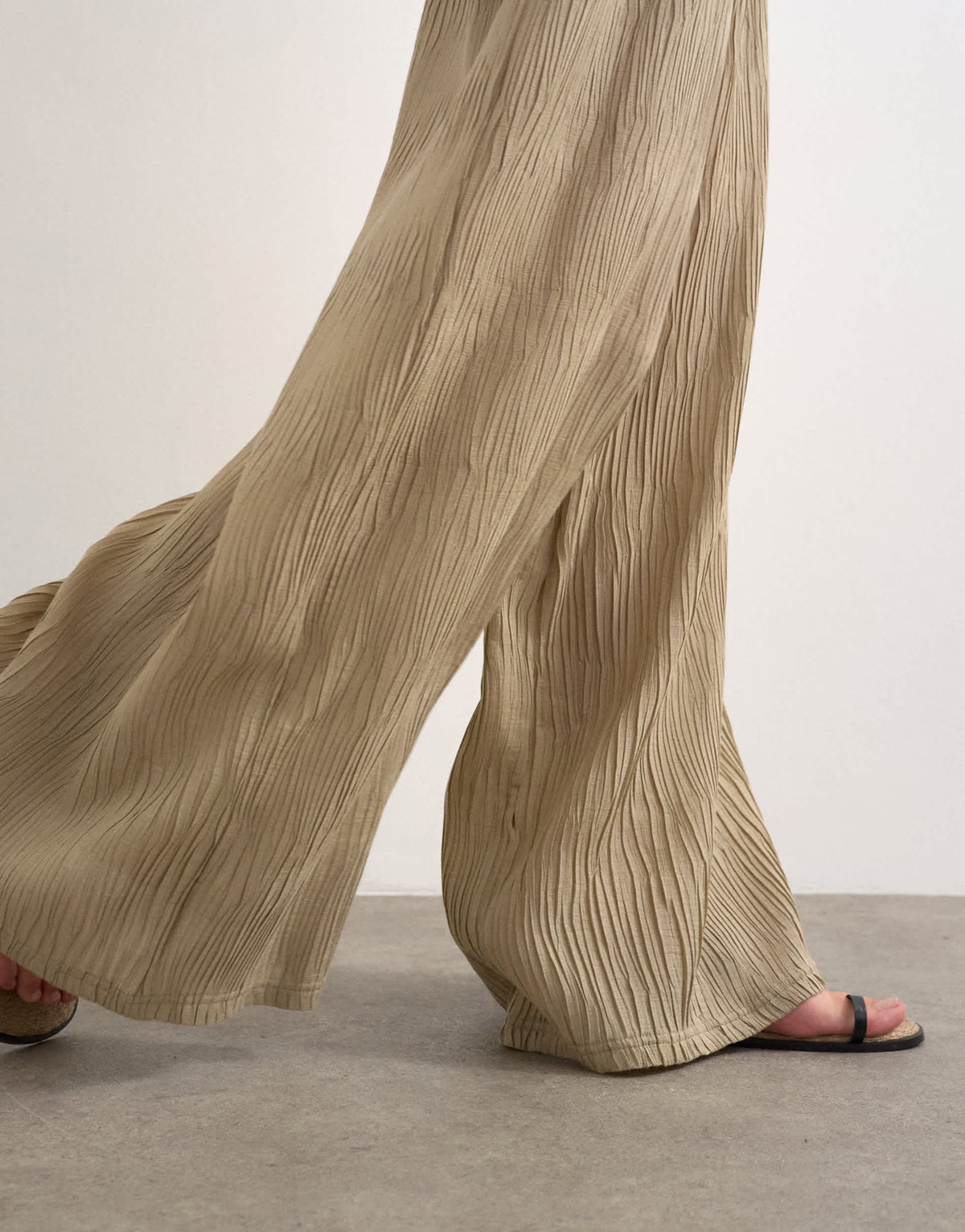 Topshop plisse straight leg trouser in beige