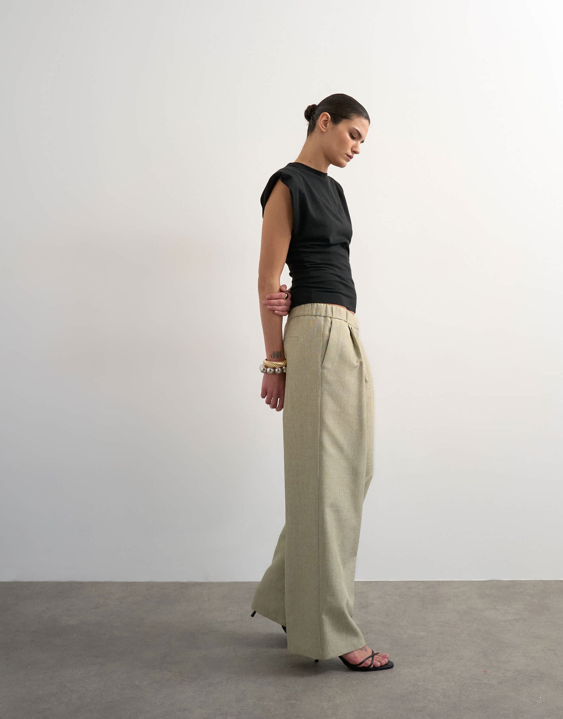 Topshop textured plain elasticated tailored trouser in stone