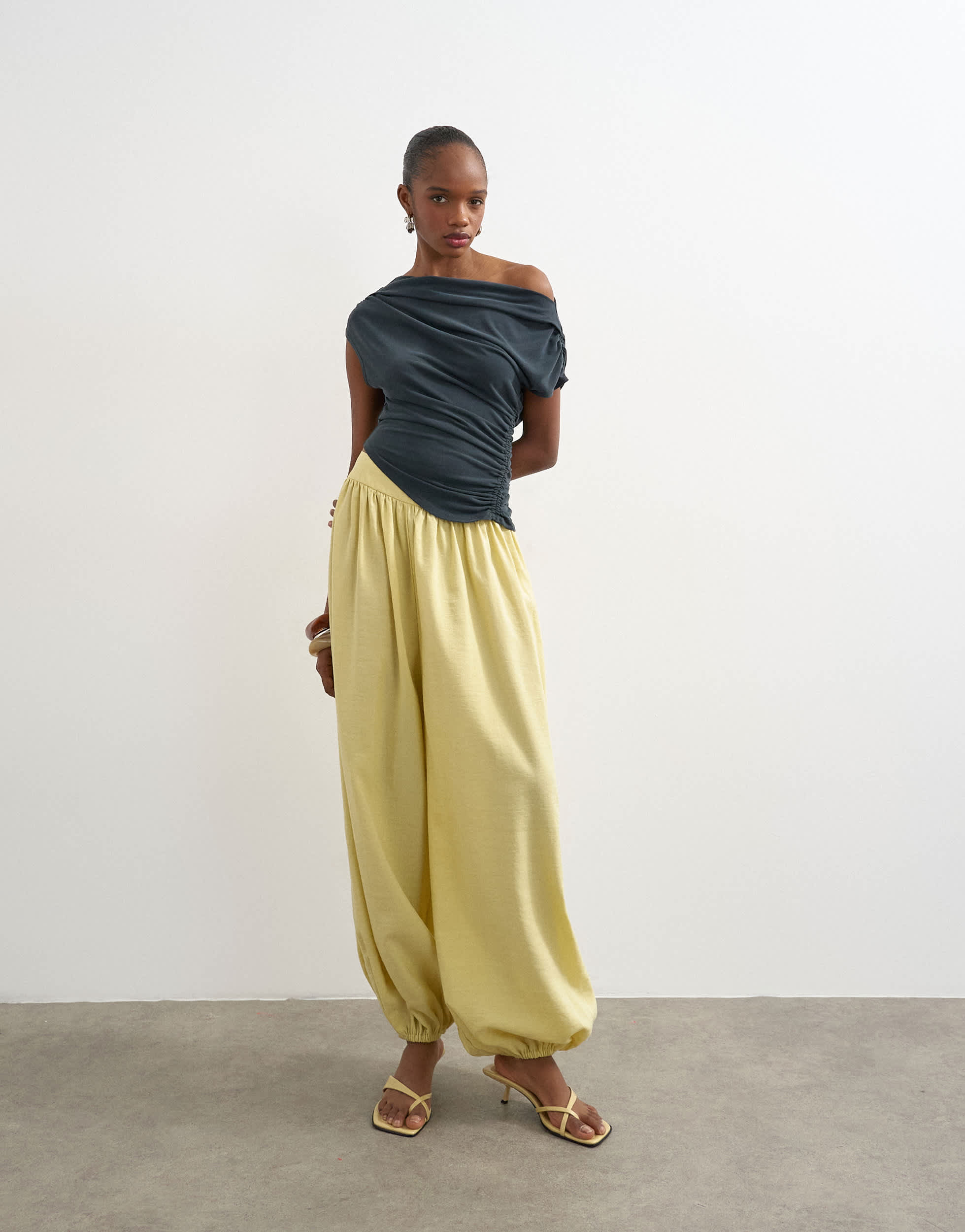 Topshop wide waistband balloon trouser in buttermilk