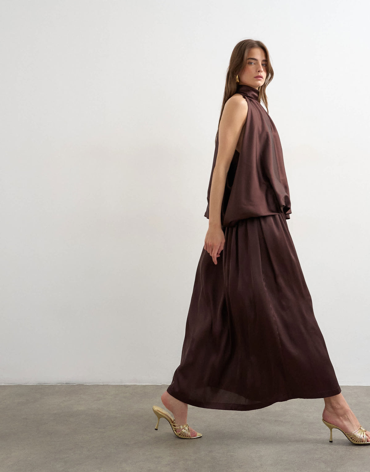 Topshop halter neck voluminous blouson maxi dress in chocolate