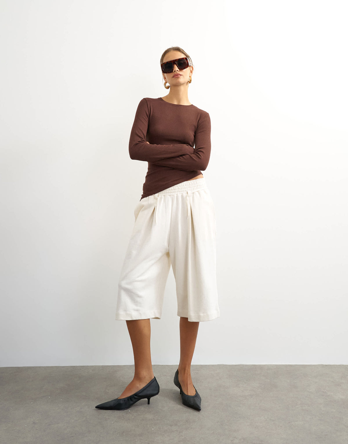 Topshop premium rib ruched asymmetric hem long sleeve top in chocolate