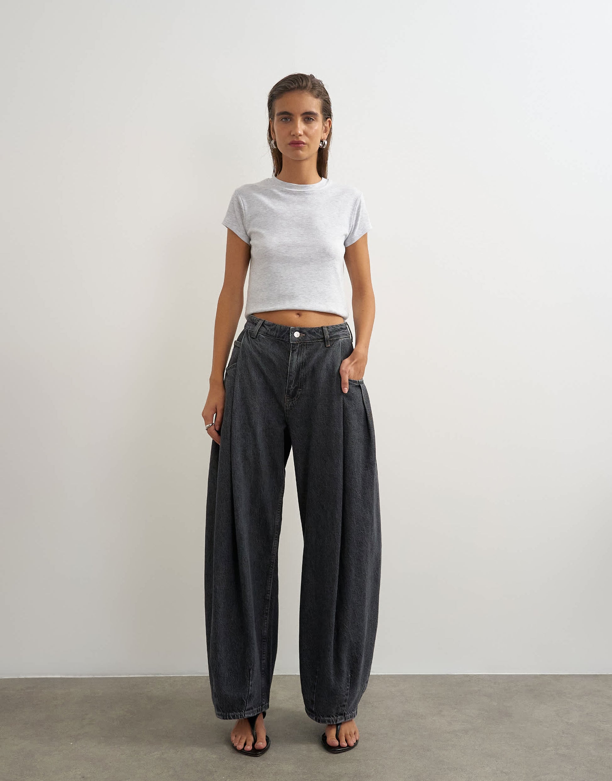 Topshop Cocoon mid rise barrel jean in washed black