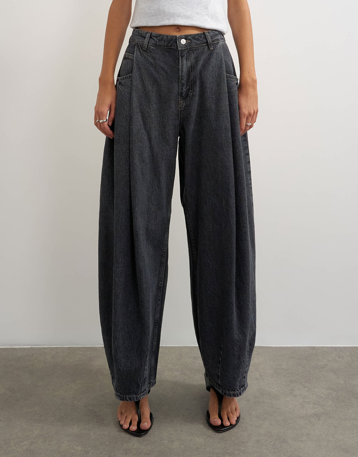 Topshop Cocoon mid rise barrel jean in washed black