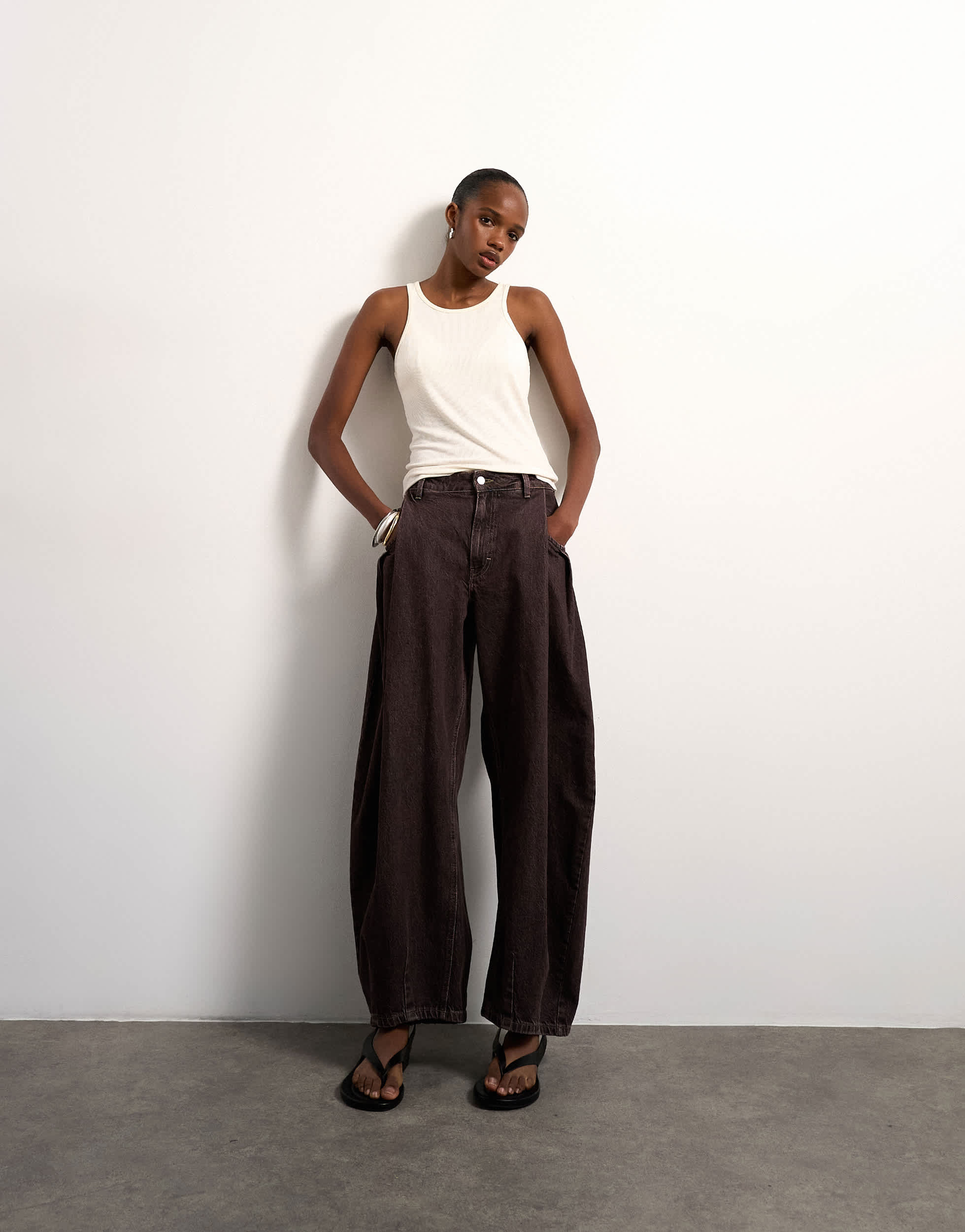 Topshop Cocoon mid rise barrel jean in chocolate