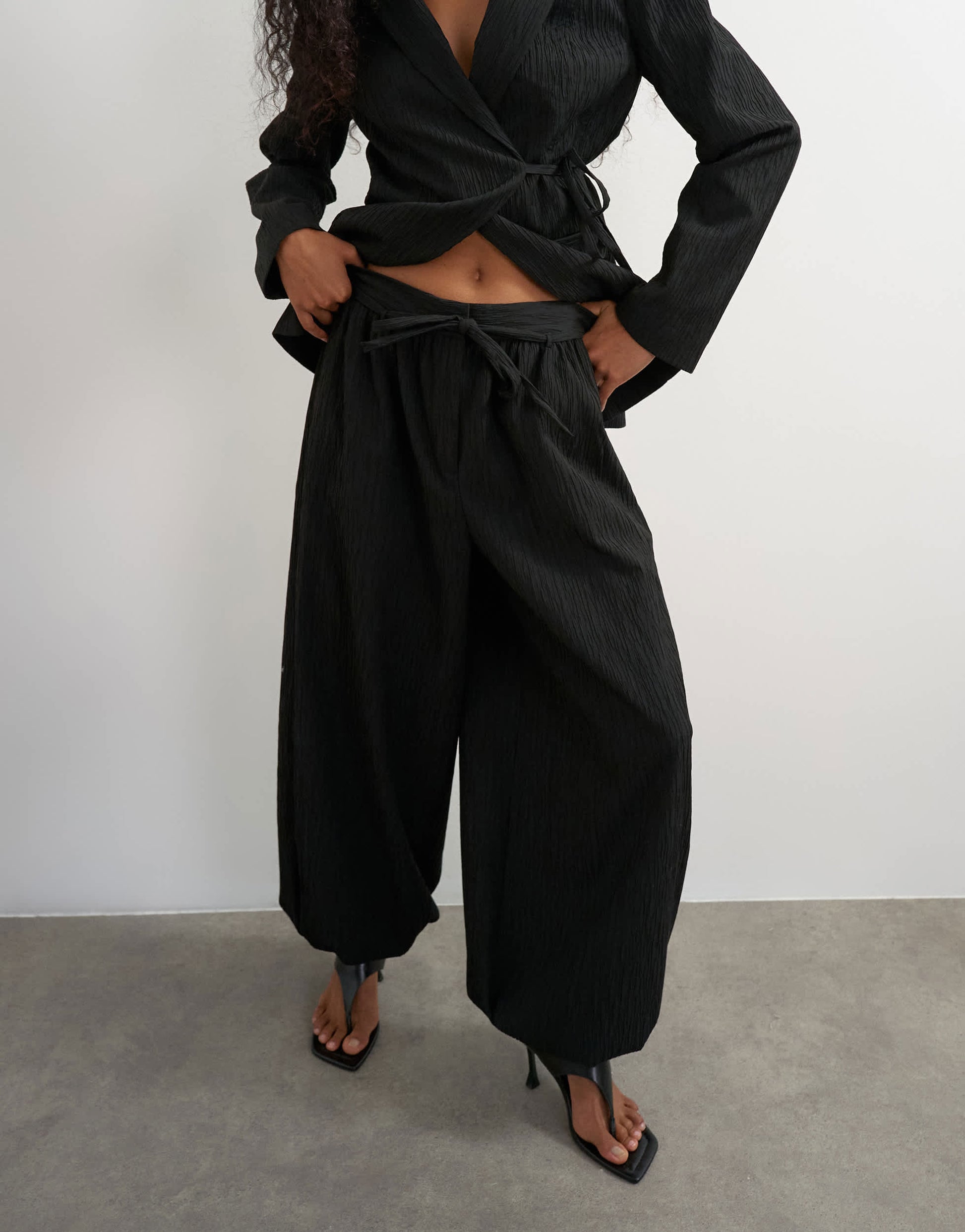 Topshop co ord occassion plisse balloon tie front trouser in black