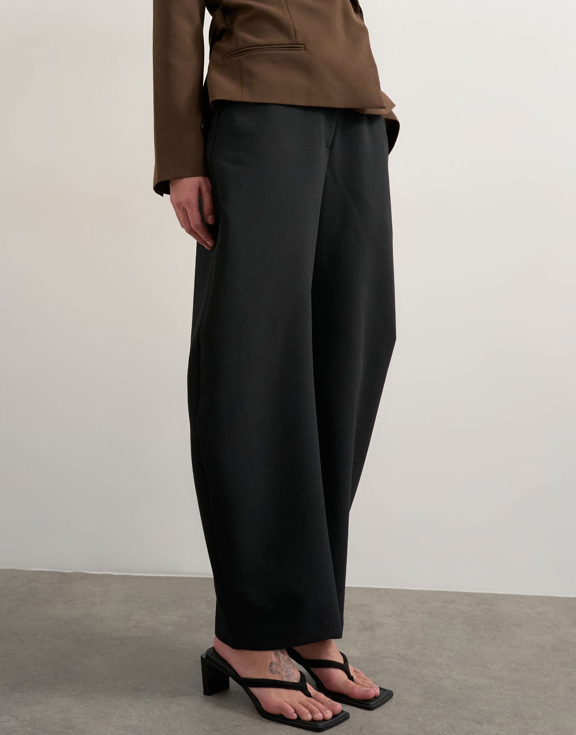 Topshop tailored barrel trouser in black