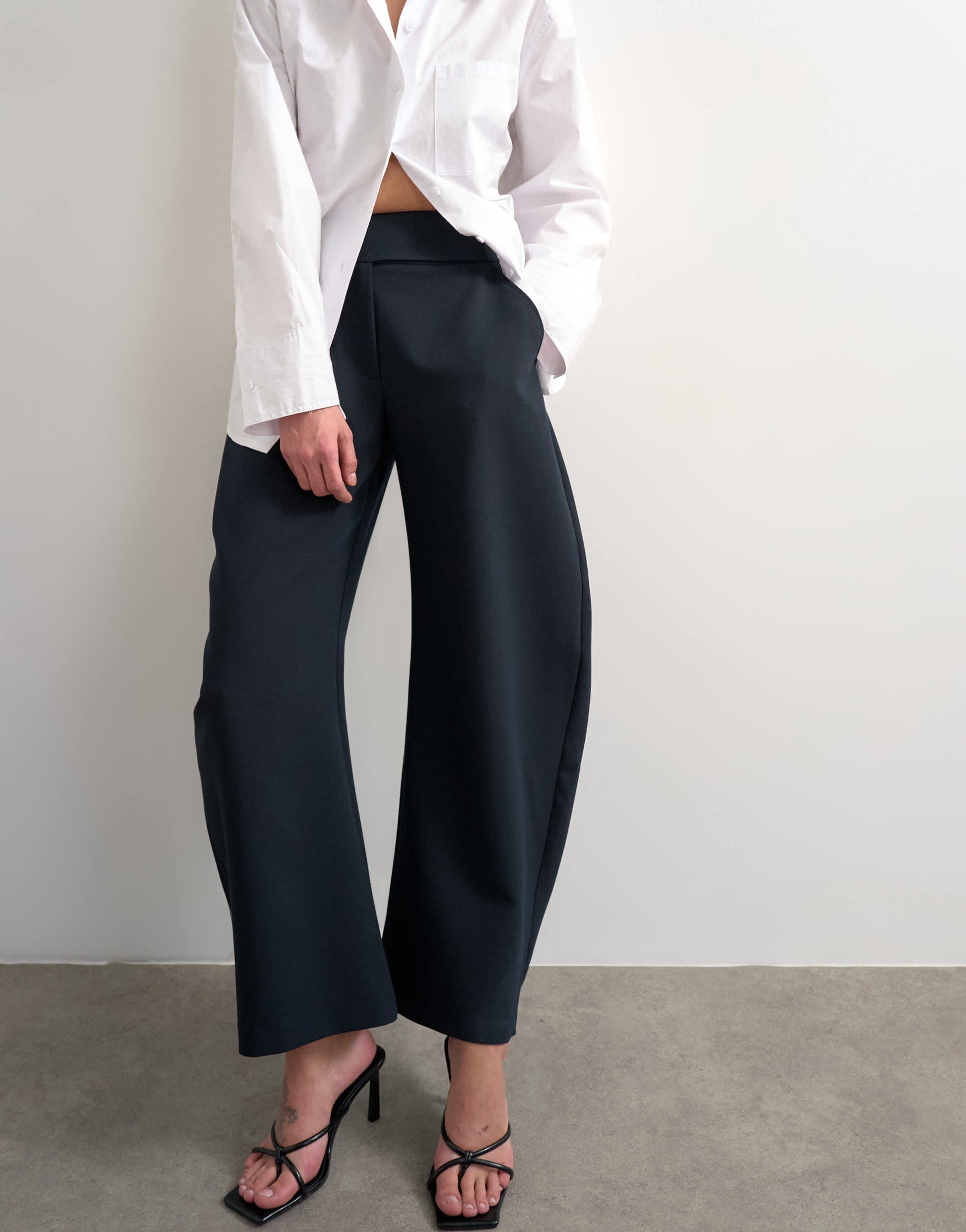 Topshop tailored barrel trouser in navy