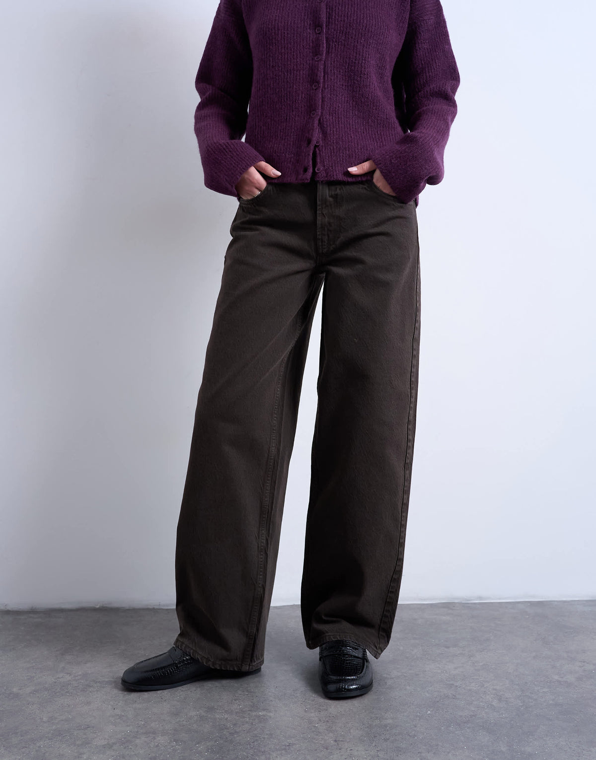 Topshop low rise relaxed jean in chocolate