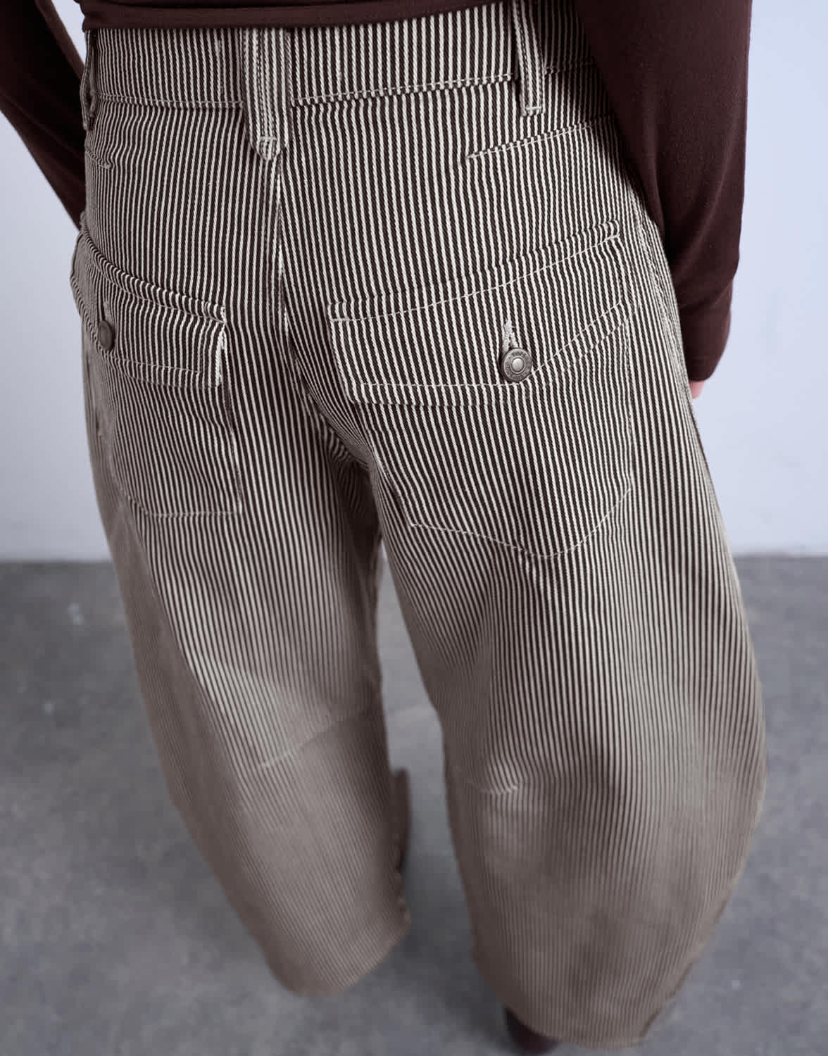 Topshop Horseshoe mid rise barrel jean in brown stripe