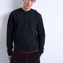 Topman Premium Henley aus Waffelpiqué in Schwarz mit entspannter Passform