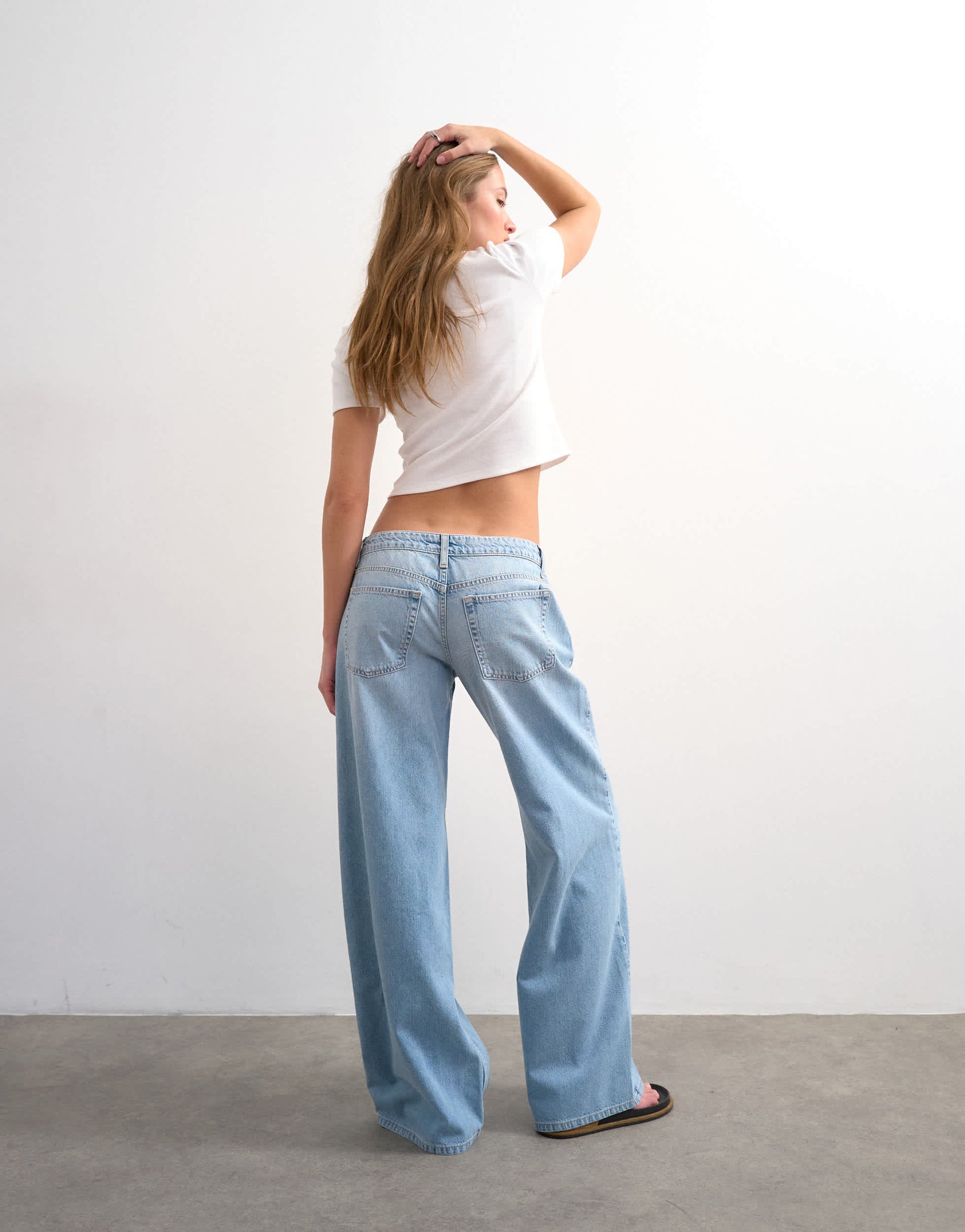 Topshop low rise wide leg jean in bleach