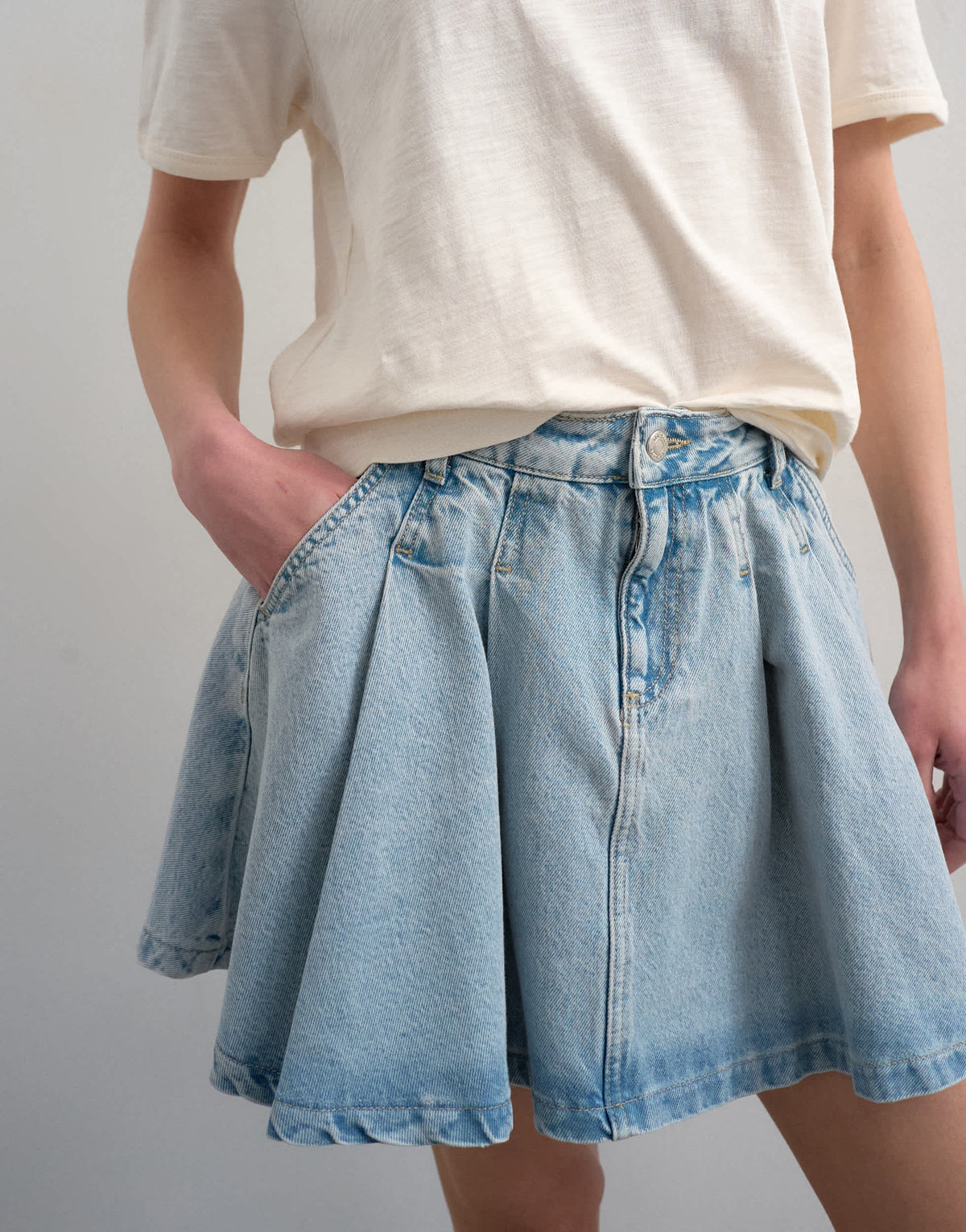 Topshop denim pleated full mini skirt in bleach