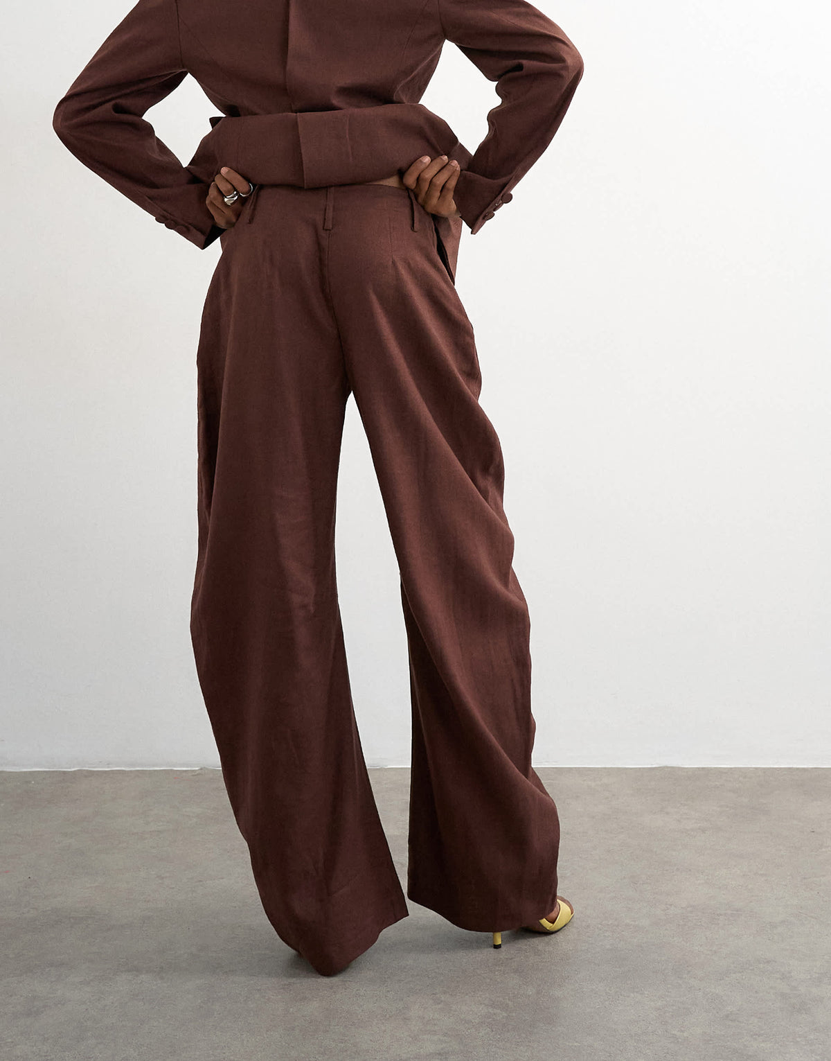 Topshop linen blend co ord occasion barrel leg trouser in chocolate