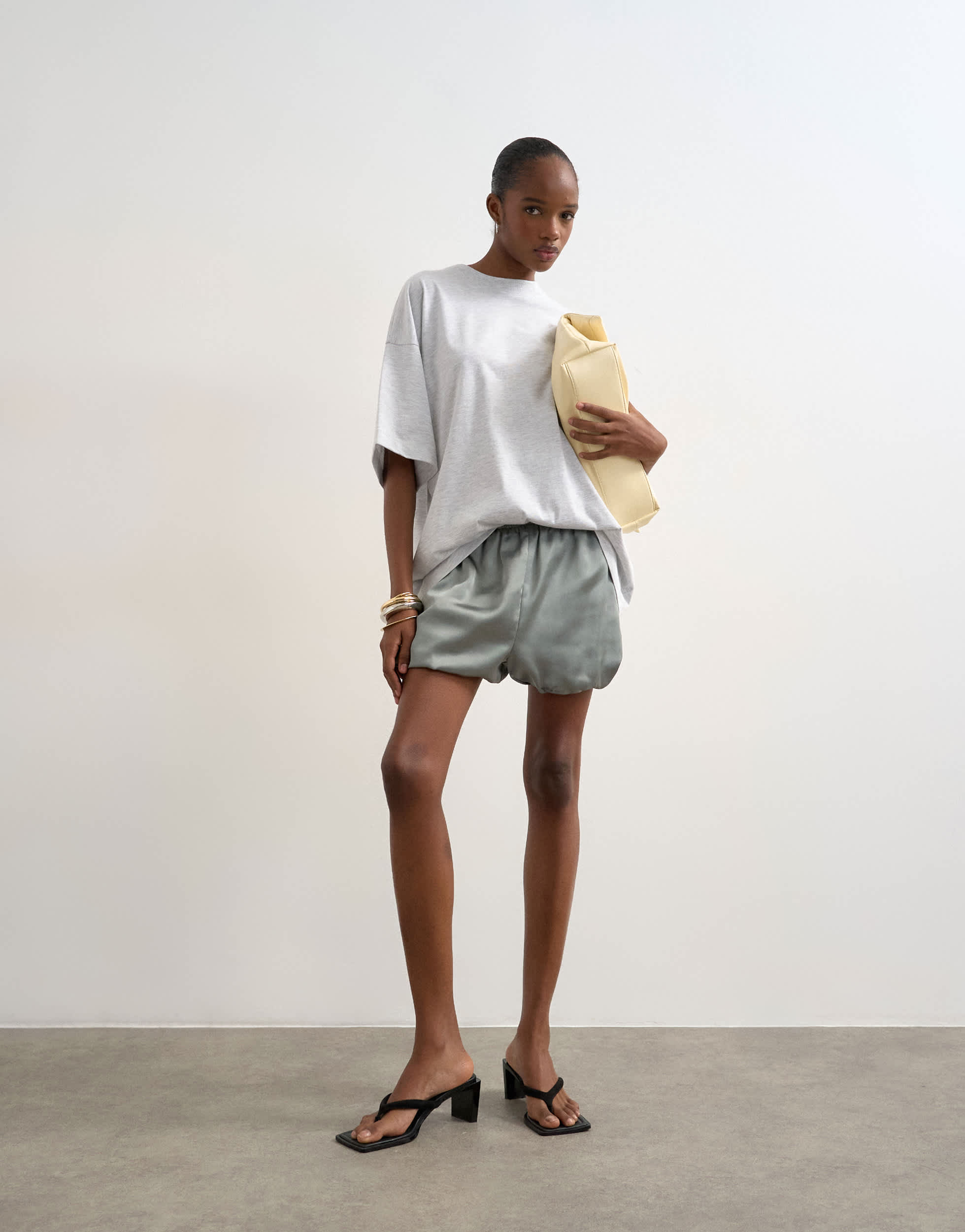 Short bouffant en satin sauge Topshop