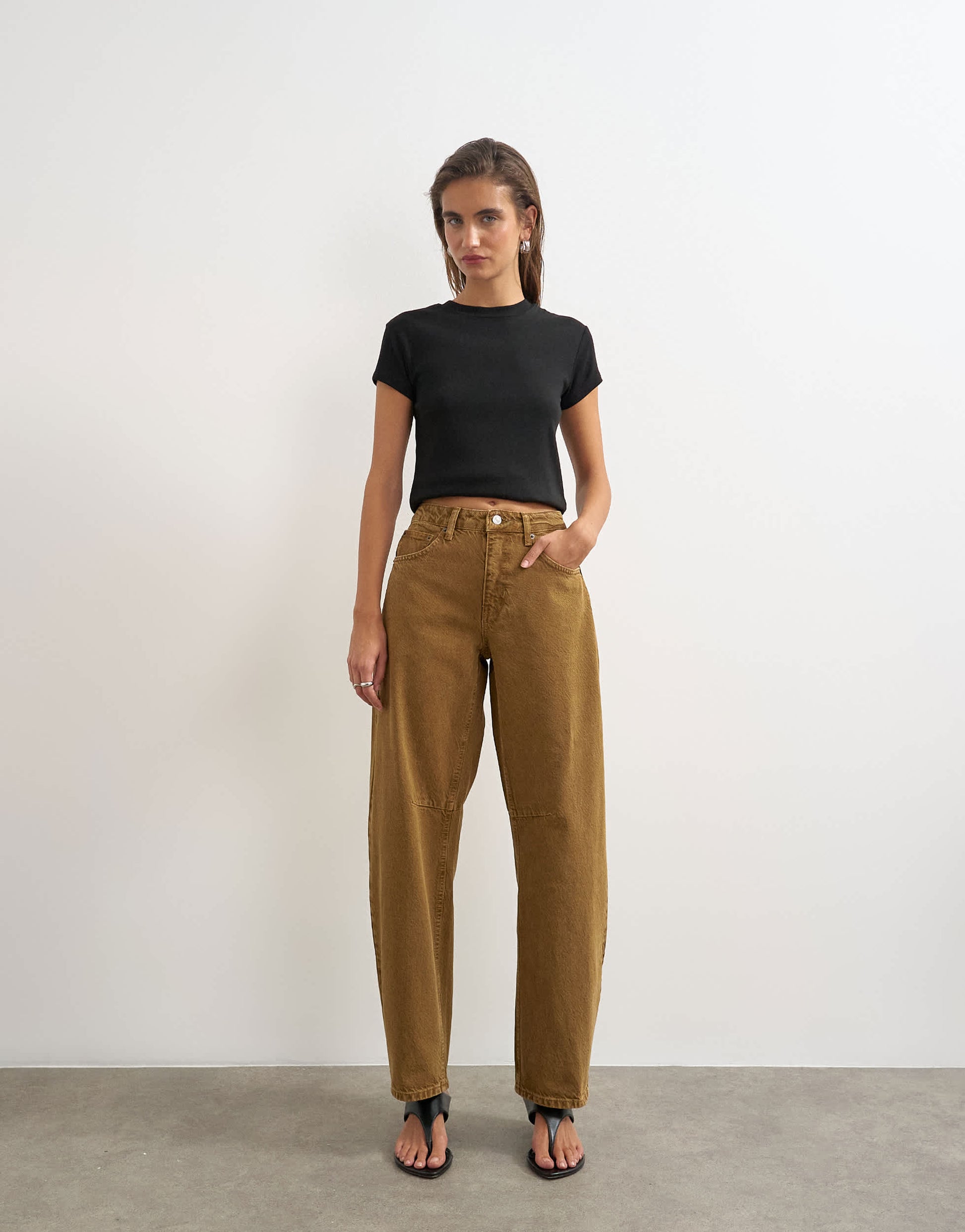 Topshop Barrel mid rise jean in cumin