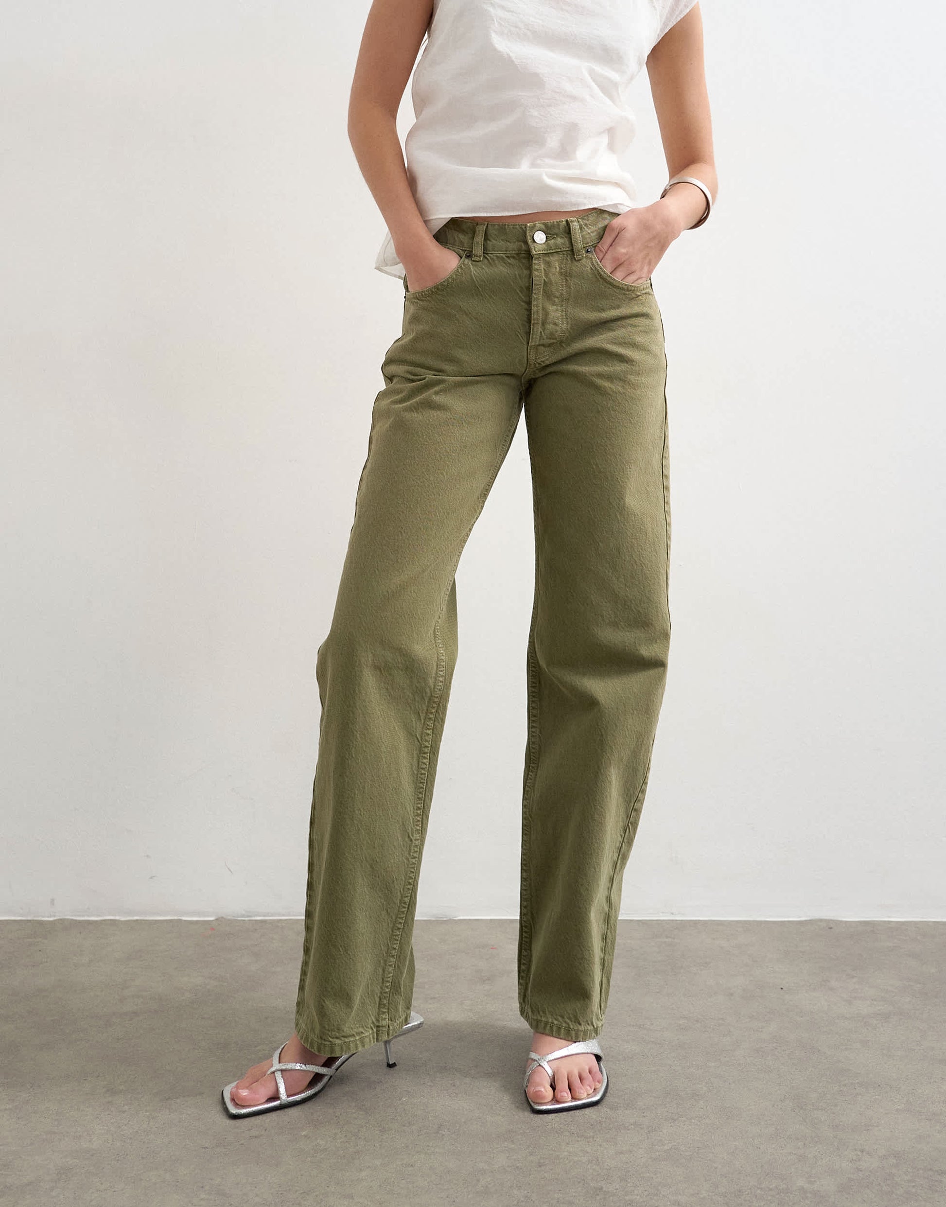 Topshop Ember low rise straight jean in khaki