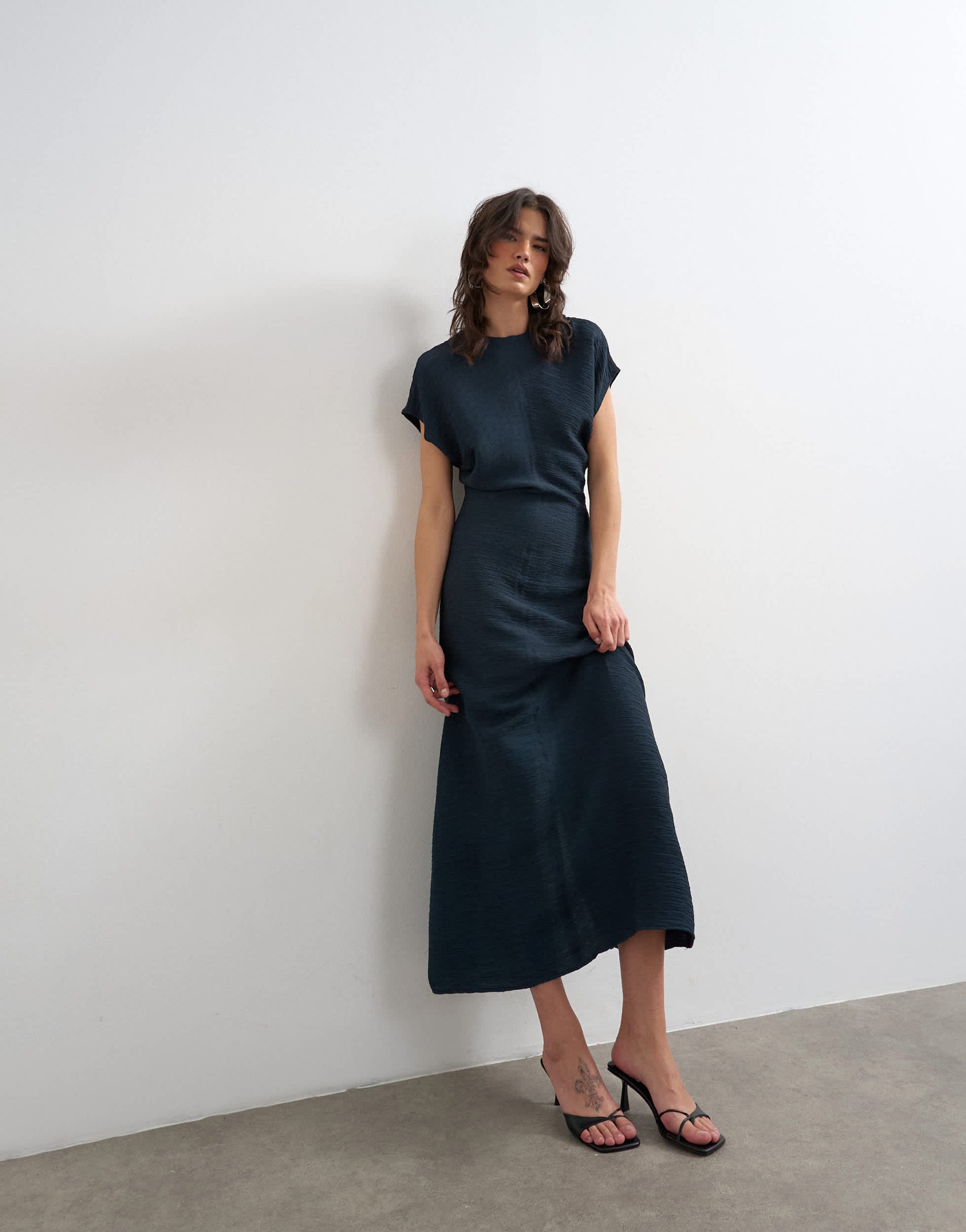 Topshop drop shoulder blouson waist crinkle maxi dress in navy