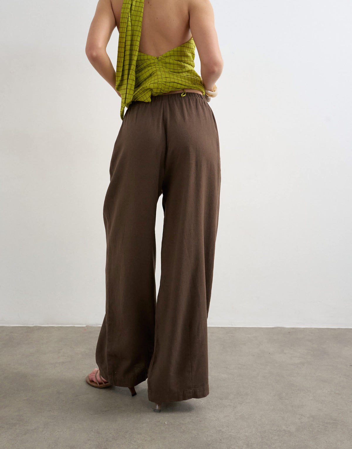 Topshop linen balloon trouser with tie waist in chocolate