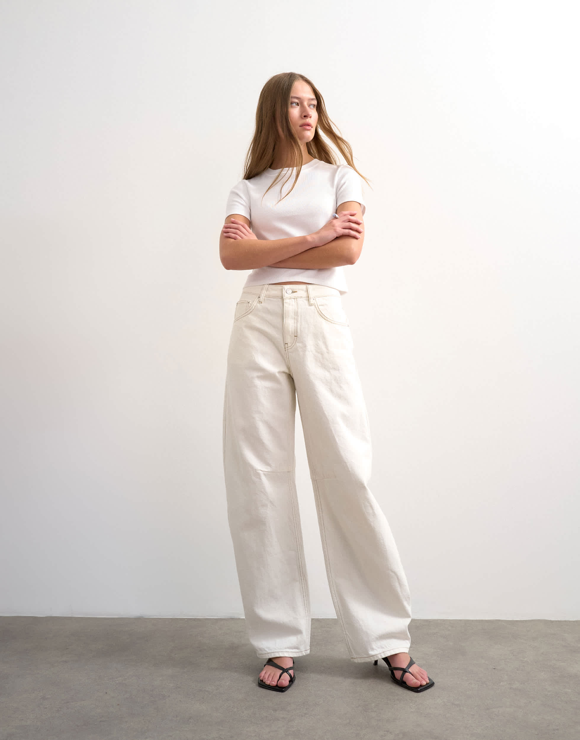 Topshop Barrel Mid Rise Jeans in Beige