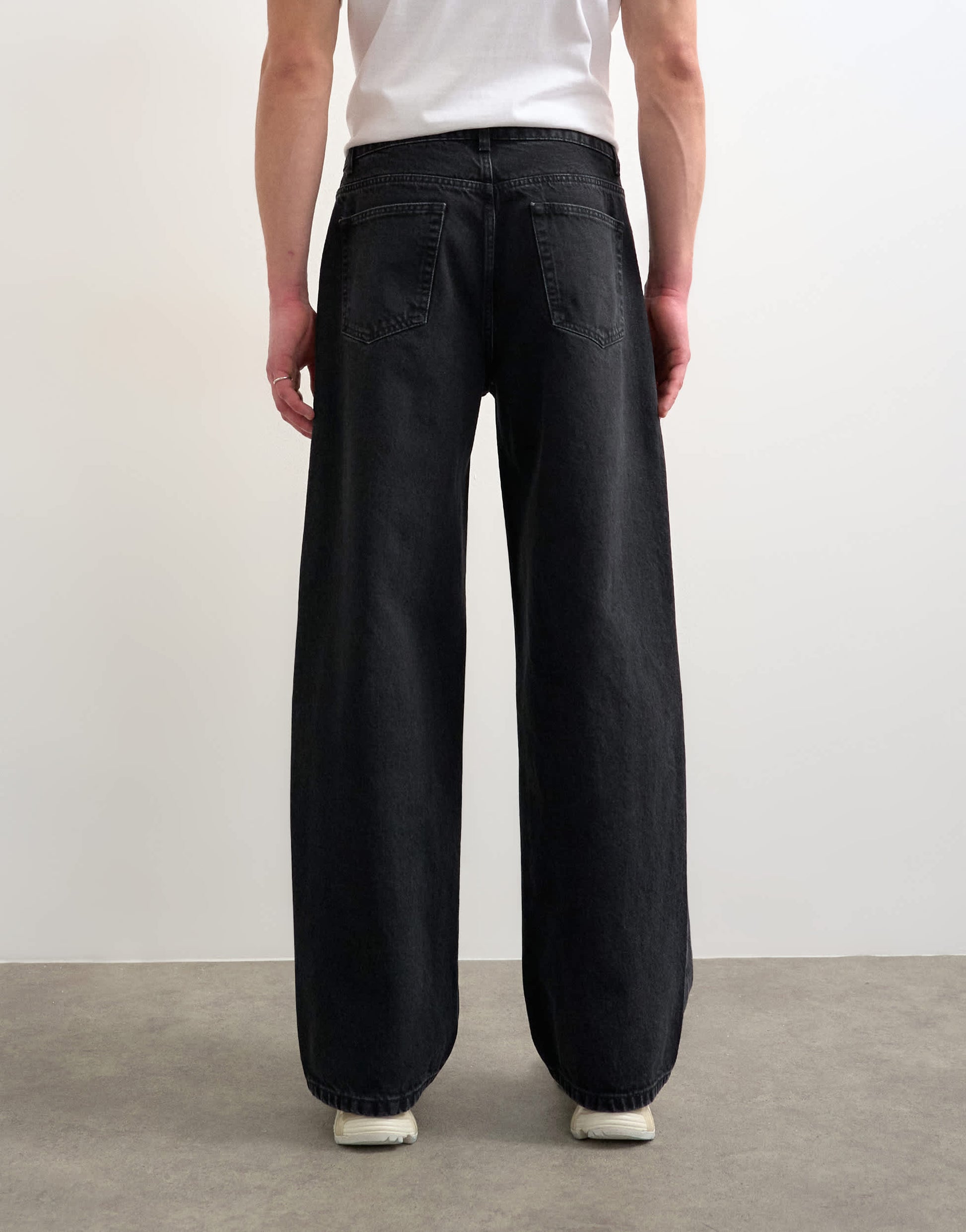 Topman rigid baggy jean in washed black