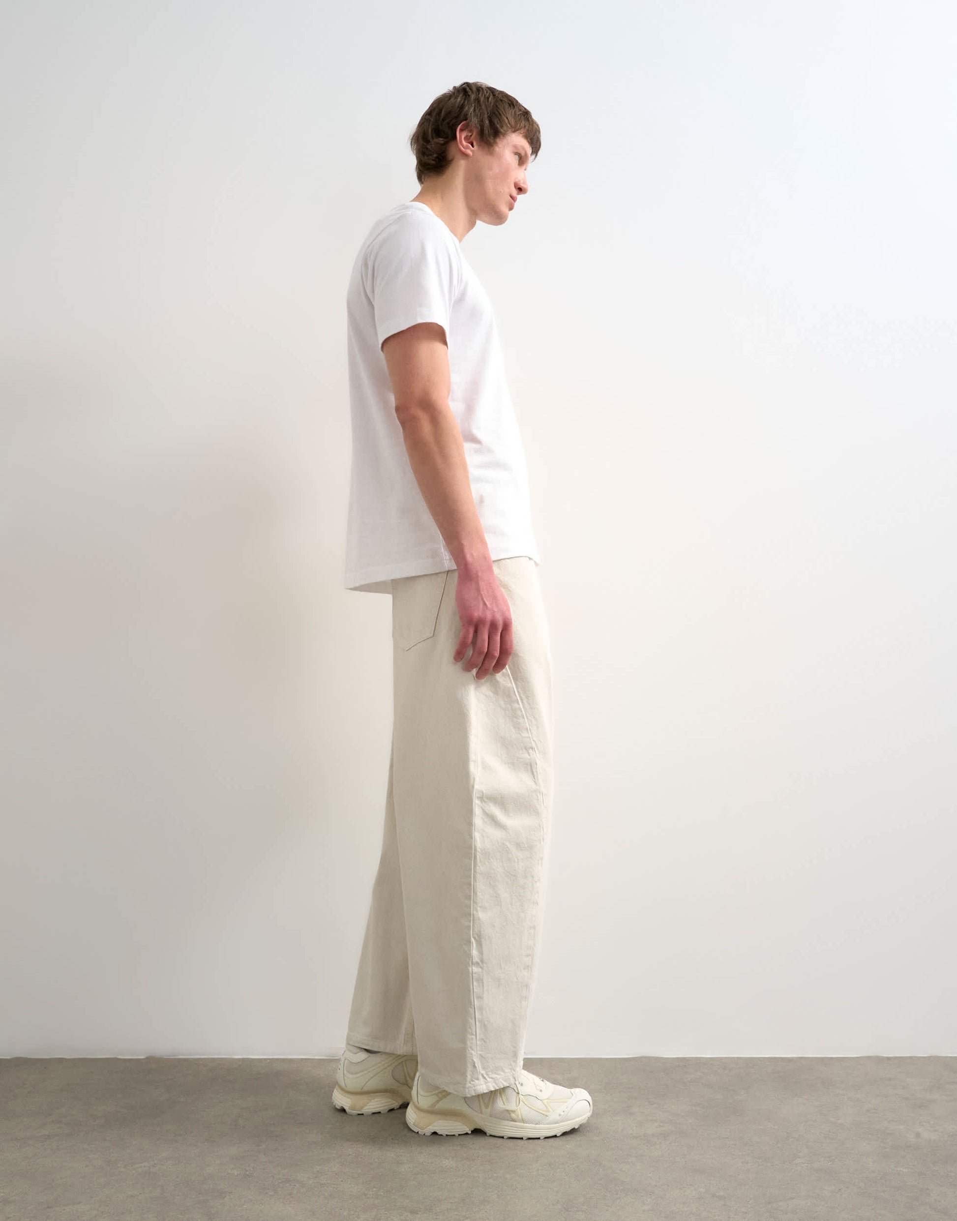 Topman rigid barrel jean in white