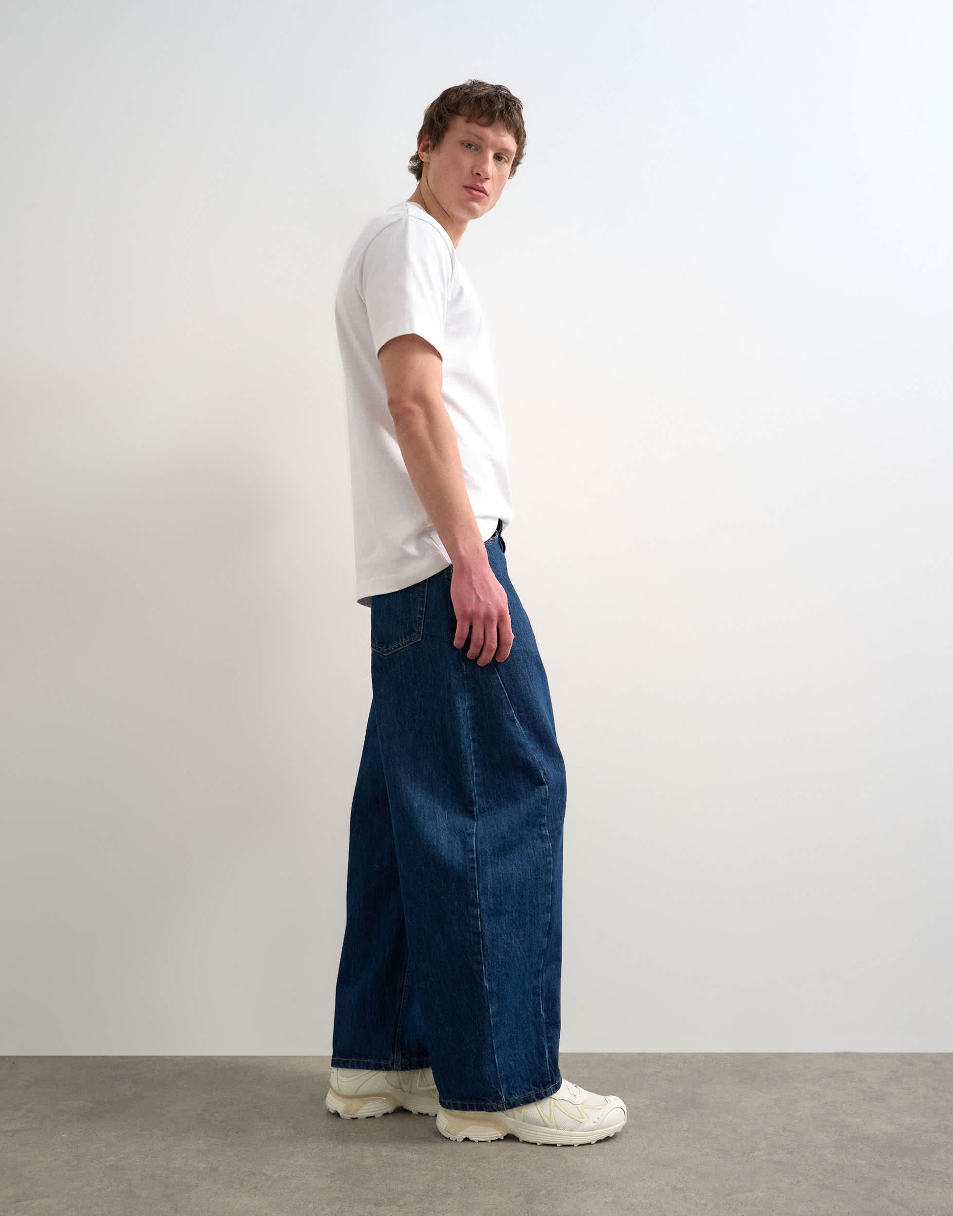 Topman rigid barrel jean in dark wash