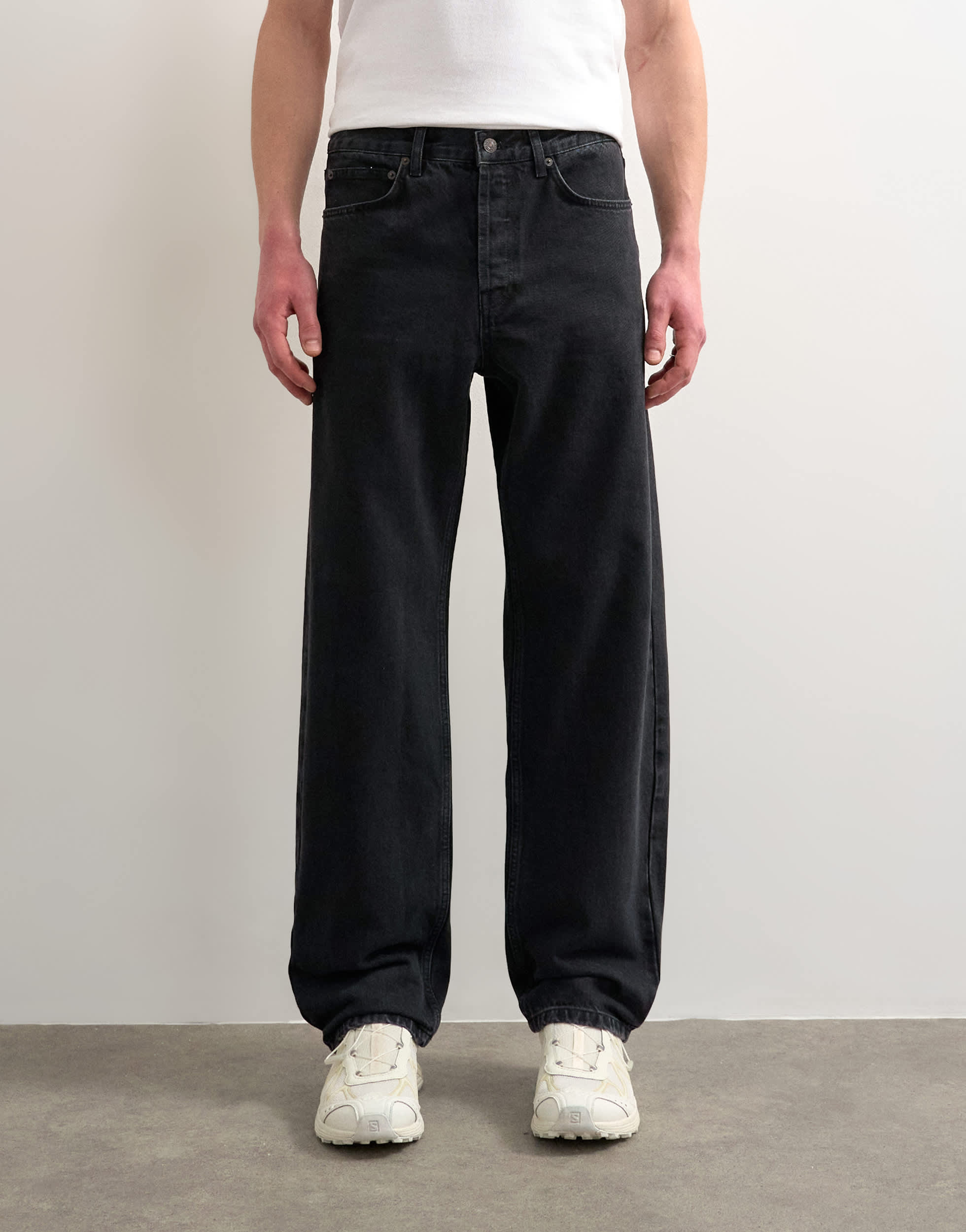 Topman Straight Jeans aus gewaschenem Schwarz