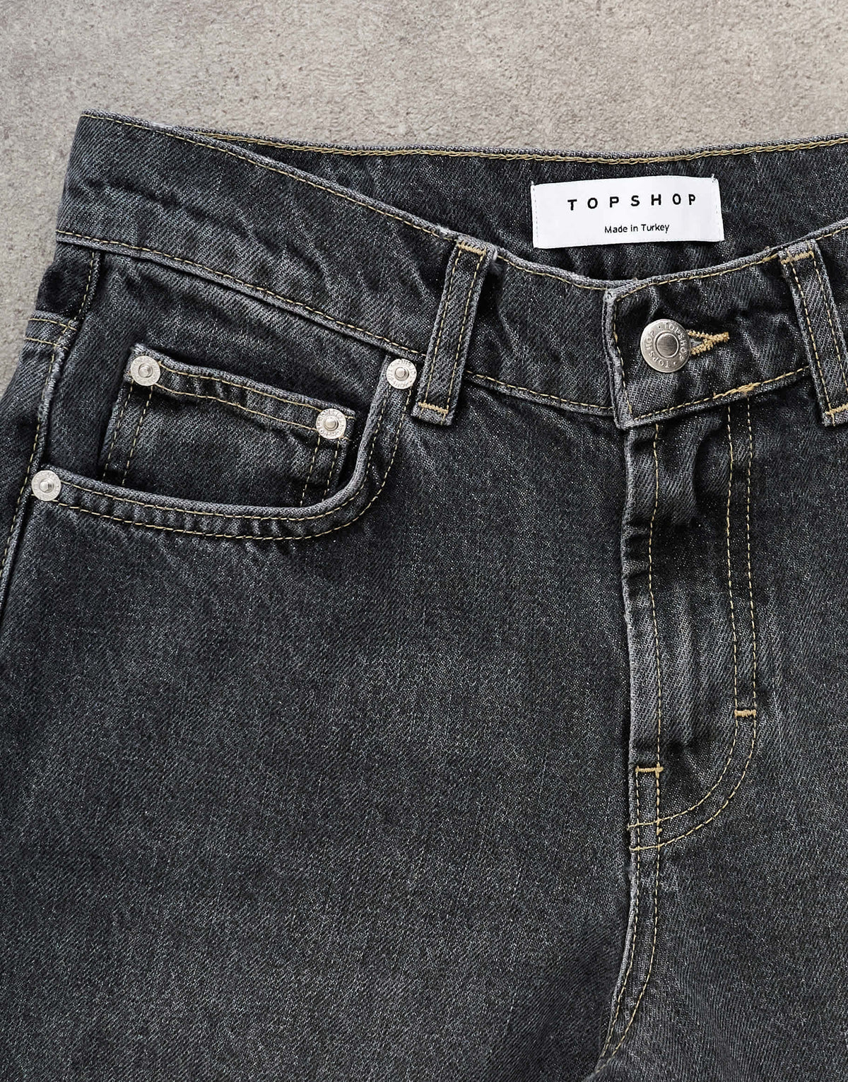 Tosphop Cinch low rise relaxed jean in pretty grey