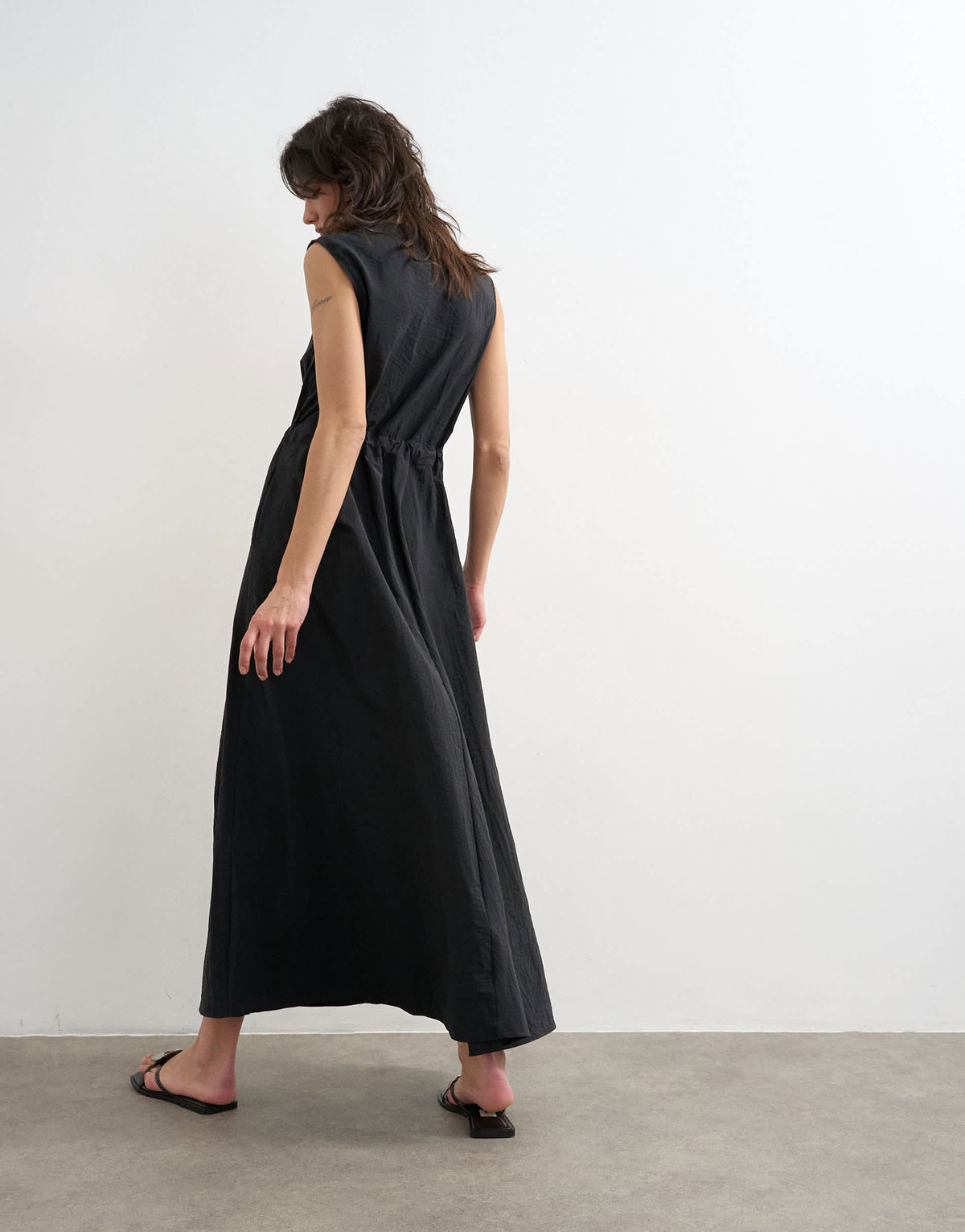 Topshop crinkle v neck zip front utility maxi dress in black