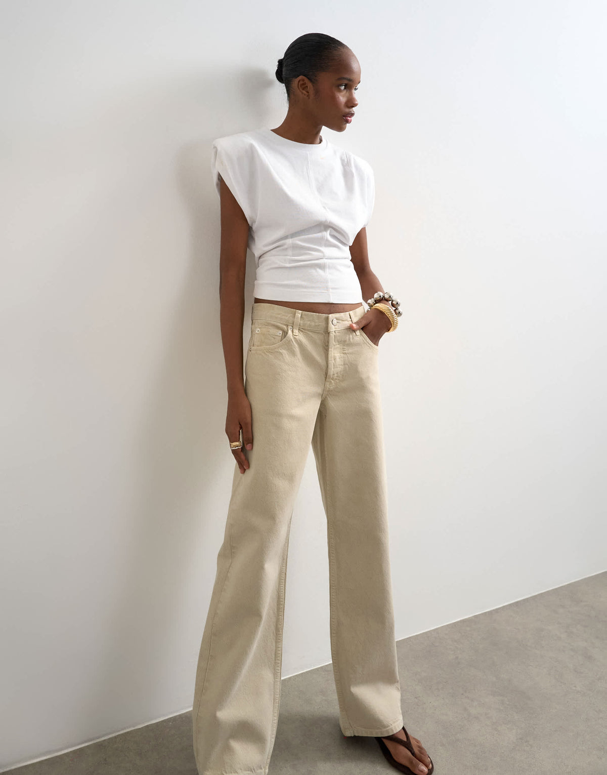 Topshop Ember low rise straight jean in oat