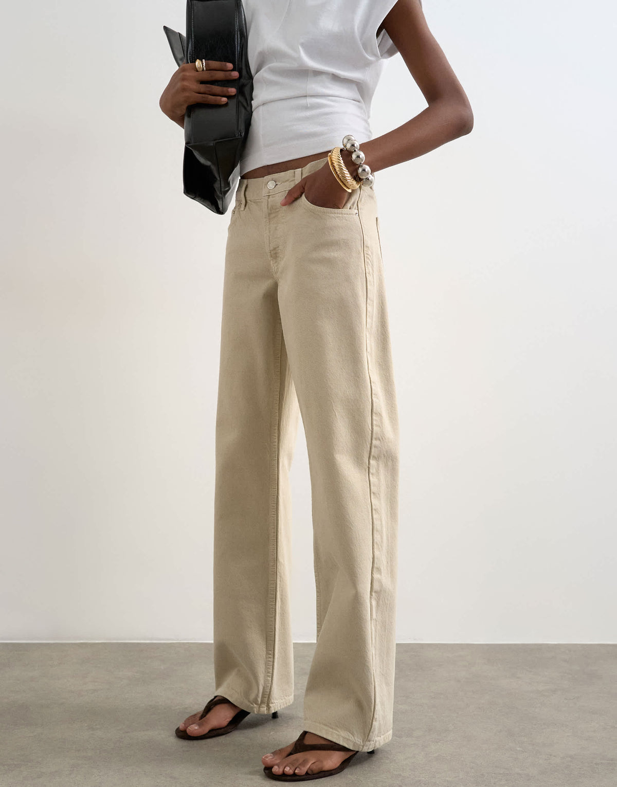 Topshop Ember low rise straight jean in oat