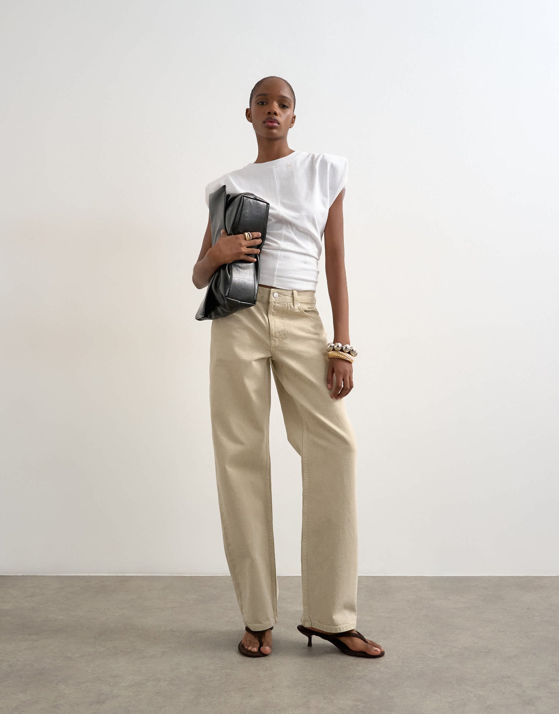 Topshop Ember low rise straight jean in oat