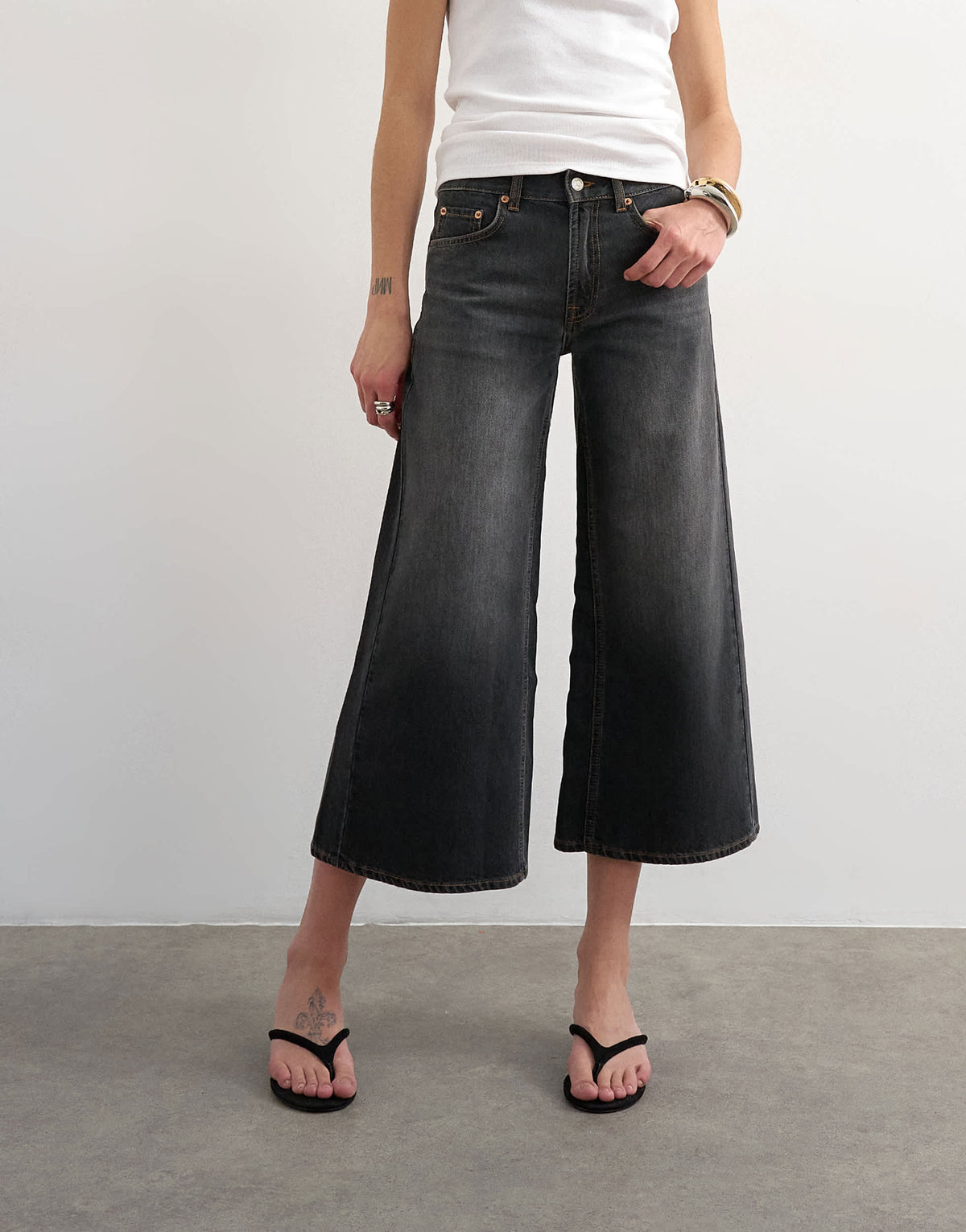 Topshop light weight wide crop jean in washed black