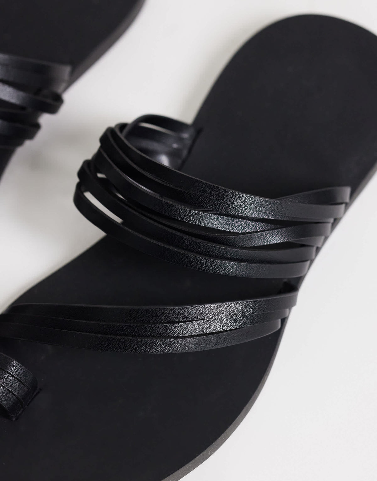 Topshop Maeve strappy toe loop sandal in black