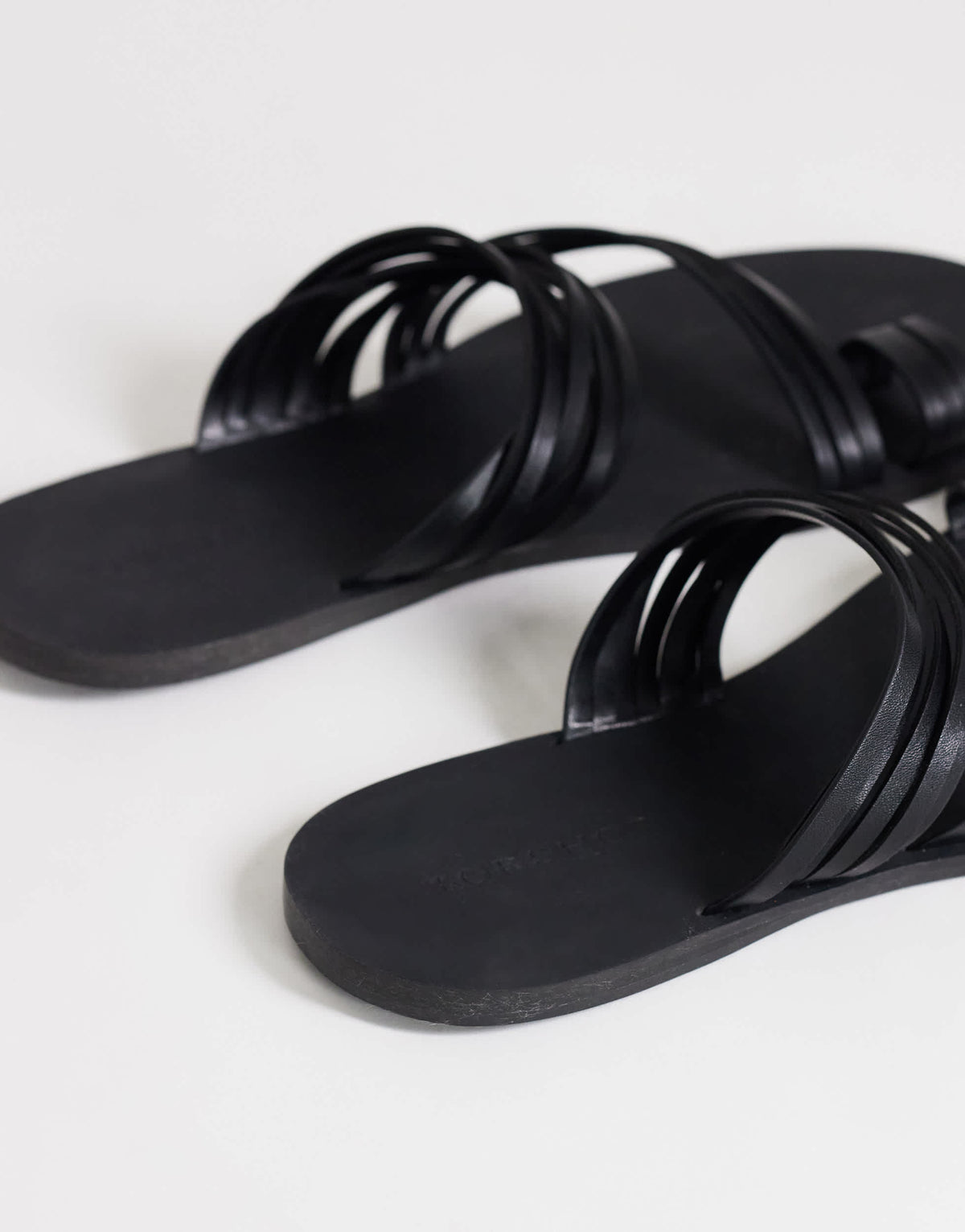 Topshop Maeve strappy toe loop sandal in black
