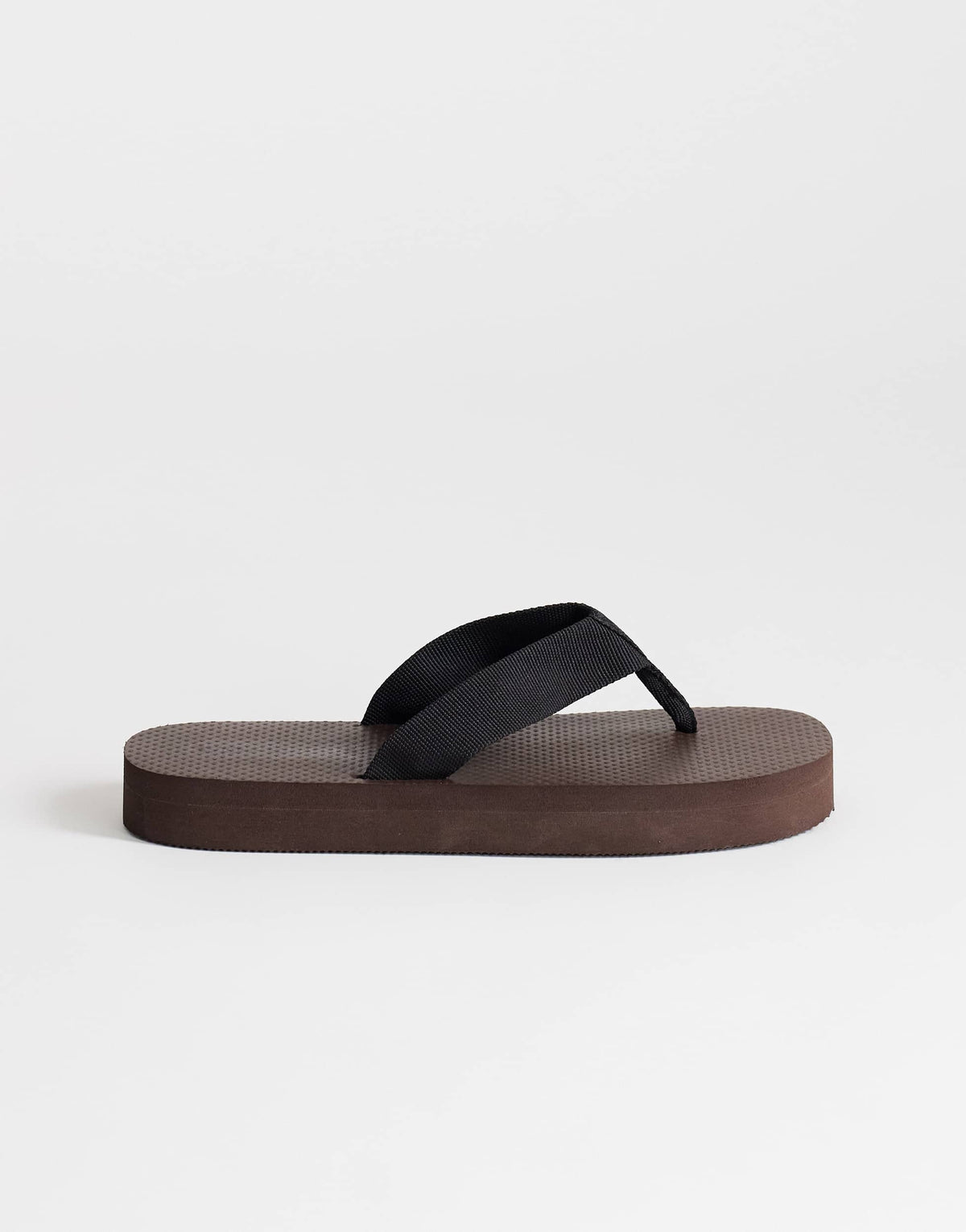 Topshop Molly toe thong sandal in chocolate
