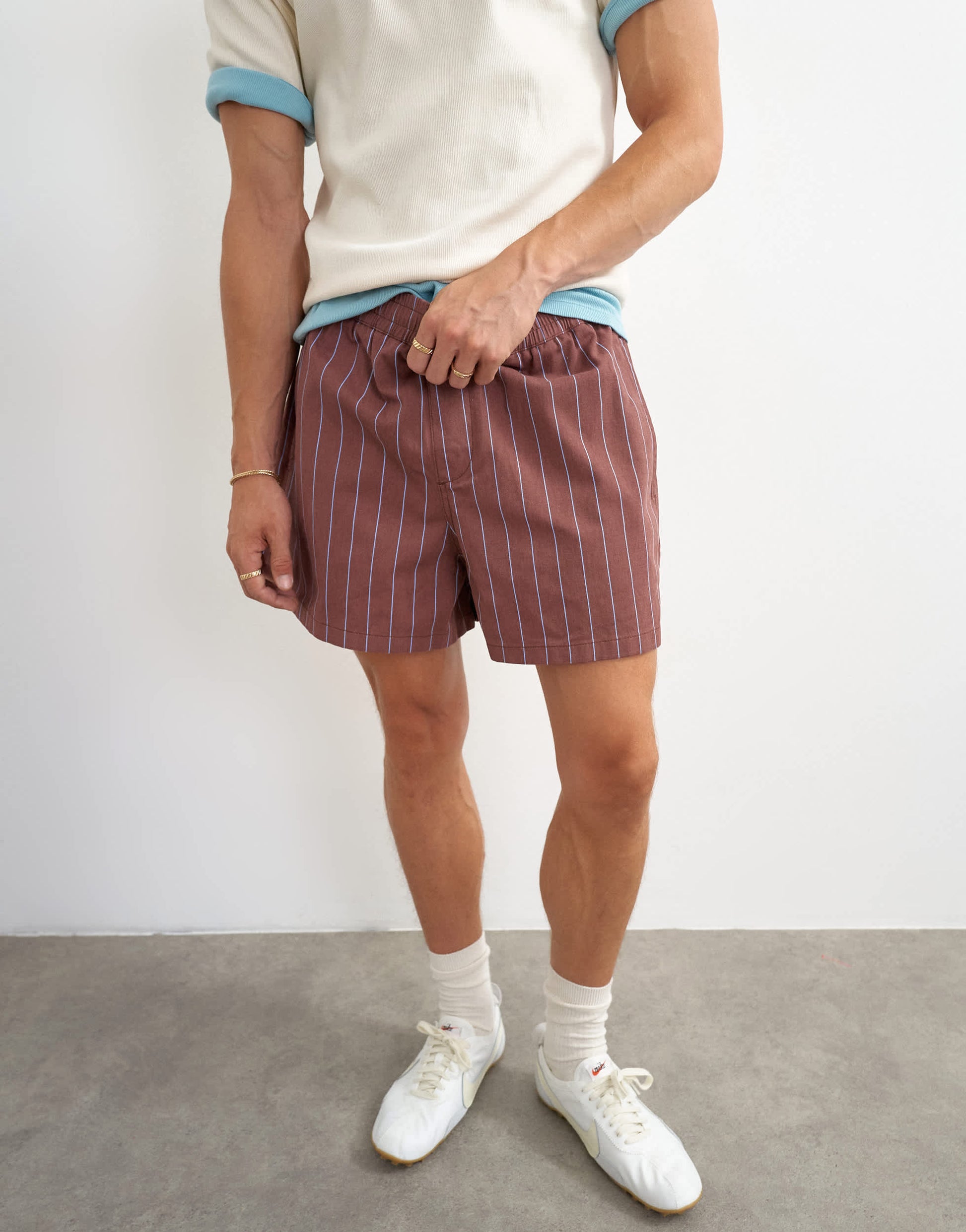 Topman micro fit stripe short in brown
