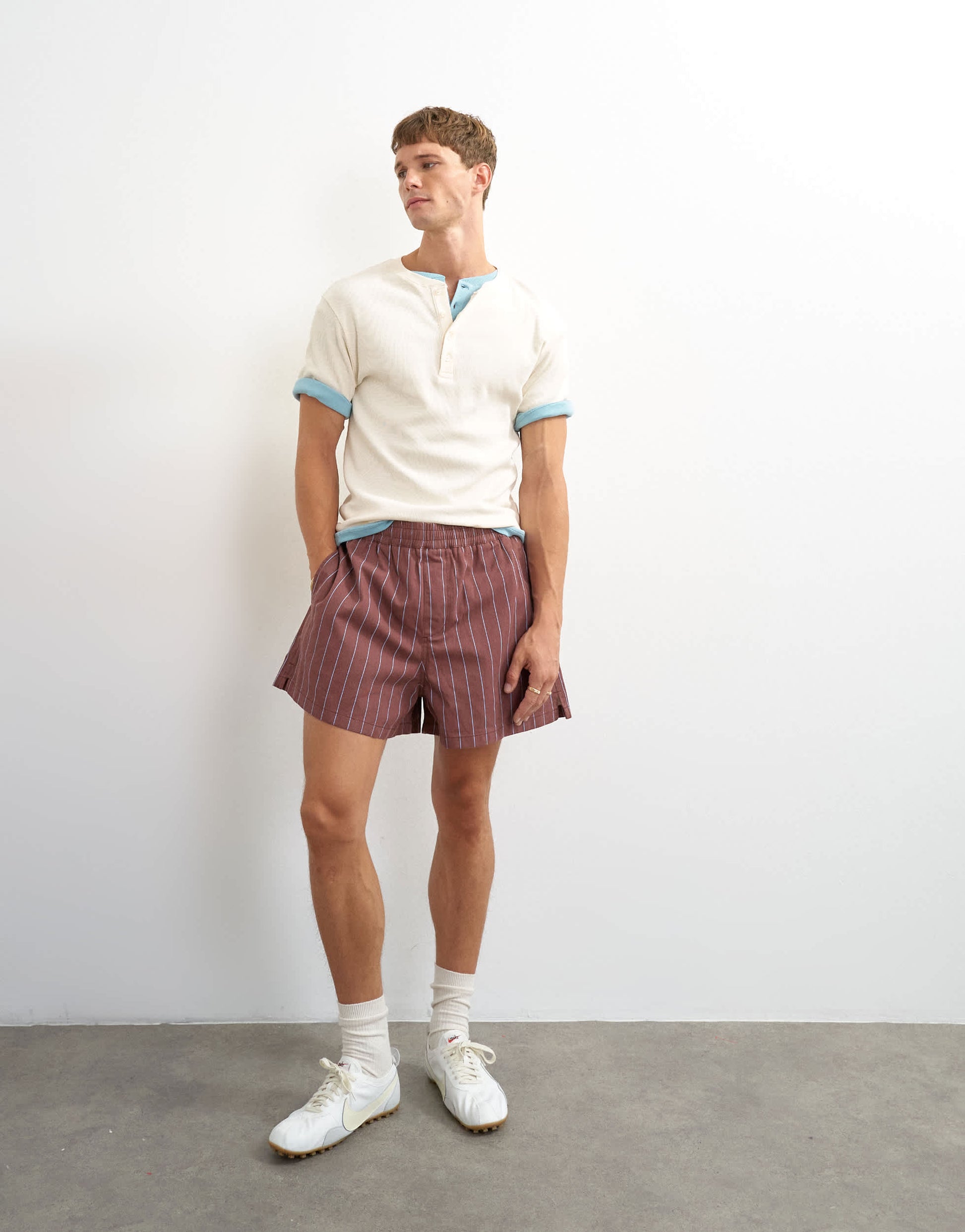 Topman micro fit stripe short in brown