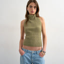 Topshop Stricktop mit drapiertem Ausschnitt und tiefem Rückenausschnitt in Khaki