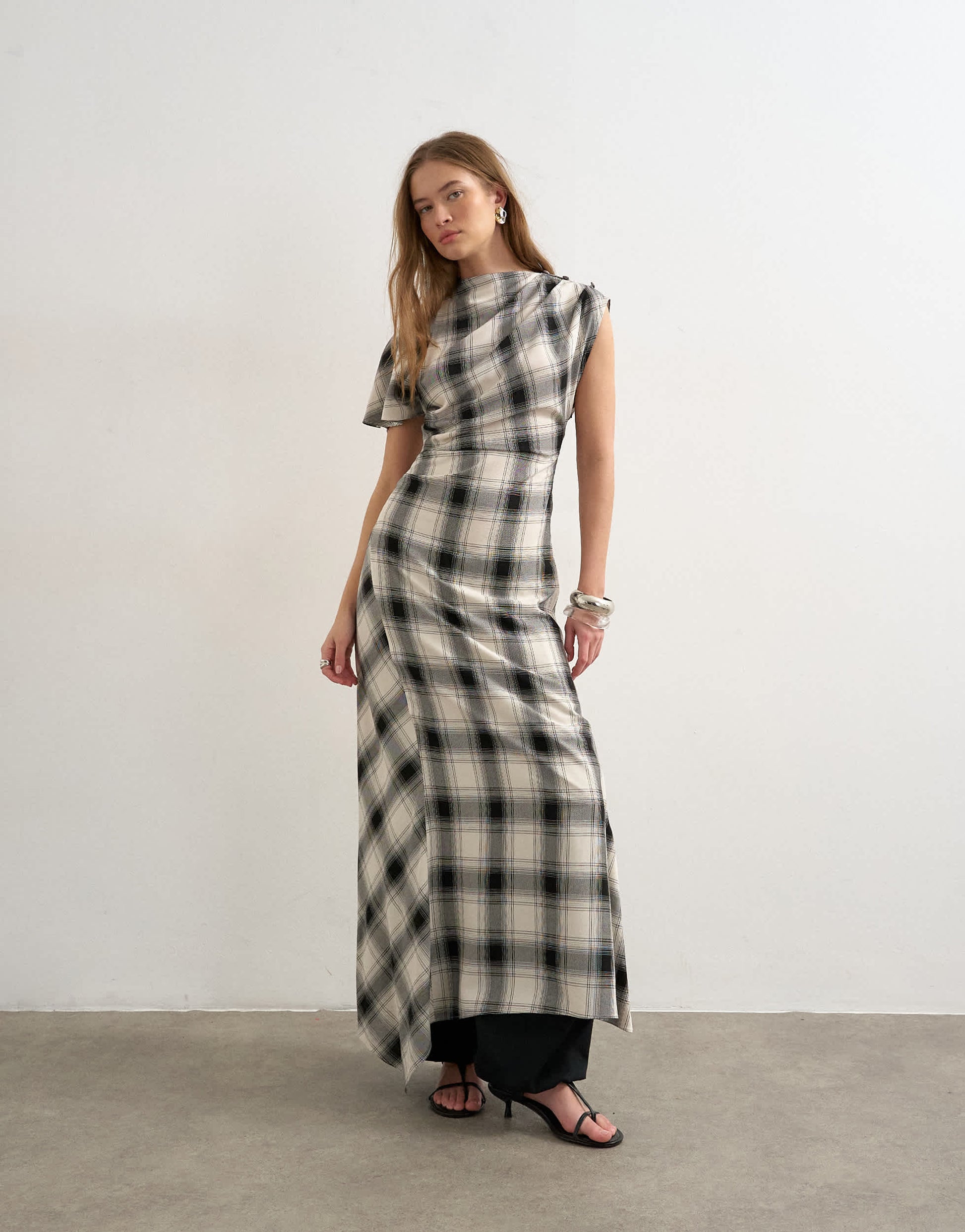 Topshop asymmetric tuck side maxi dress in mono check print