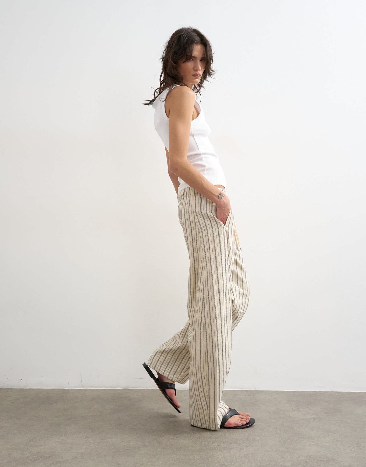 Topshop pull on barrel jean in ecru stripe