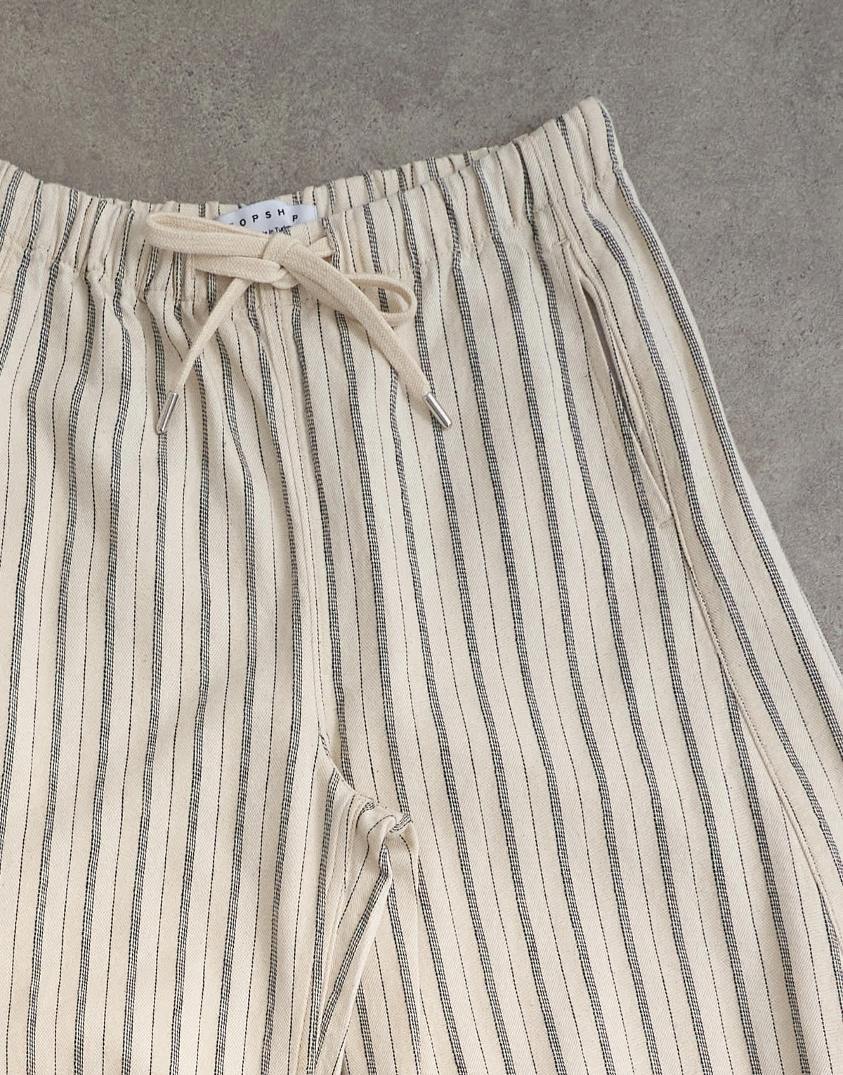 Topshop pull on barrel jean in ecru stripe