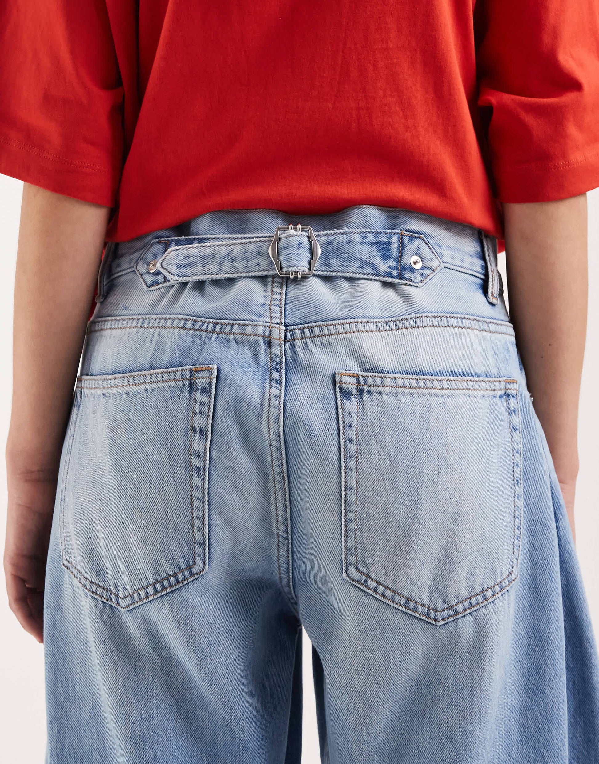 Topshop skewed boyfriend jean in bleach