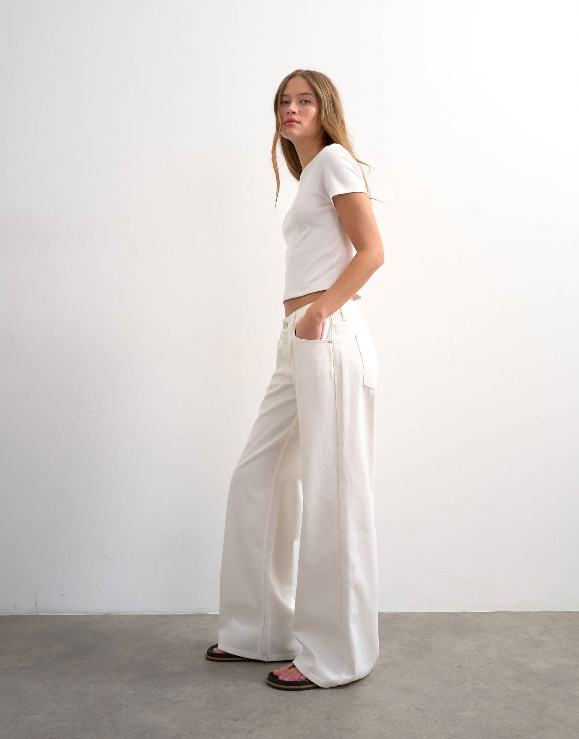 Topshop low rise wide leg jean in bone