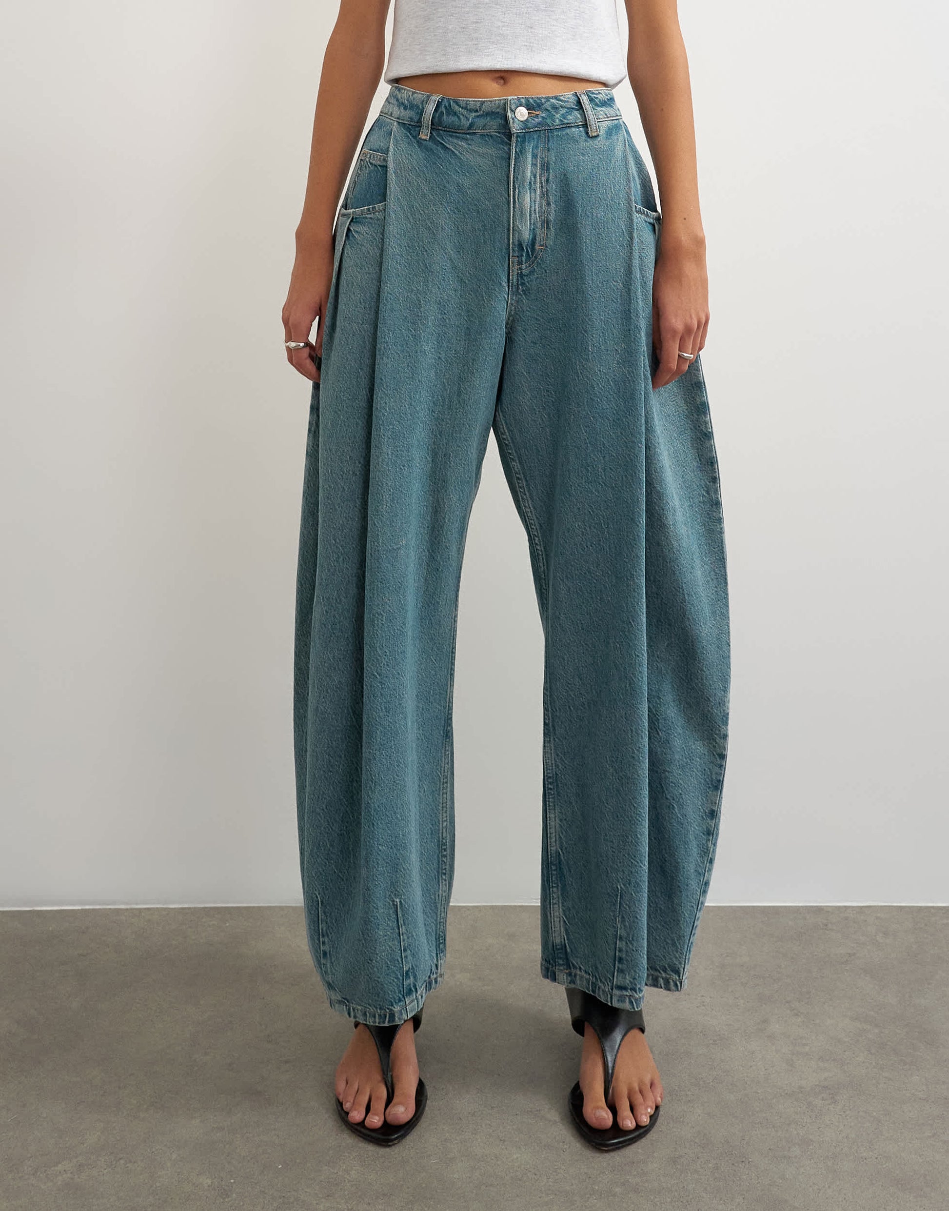 Topshop Cocoon mid rise barrel jean in green cast