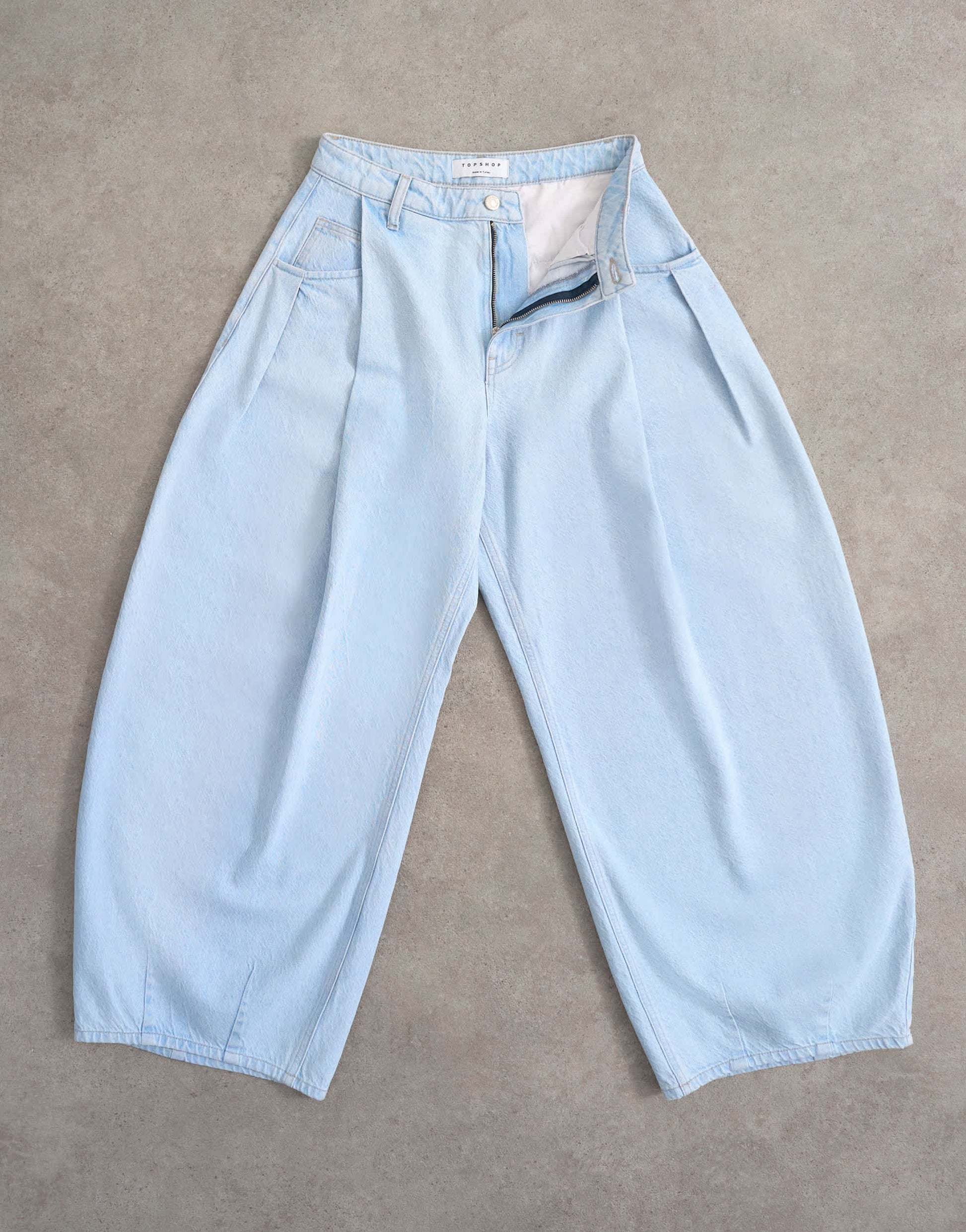 Topshop Cocoon mid rise barrel jean in super bleach