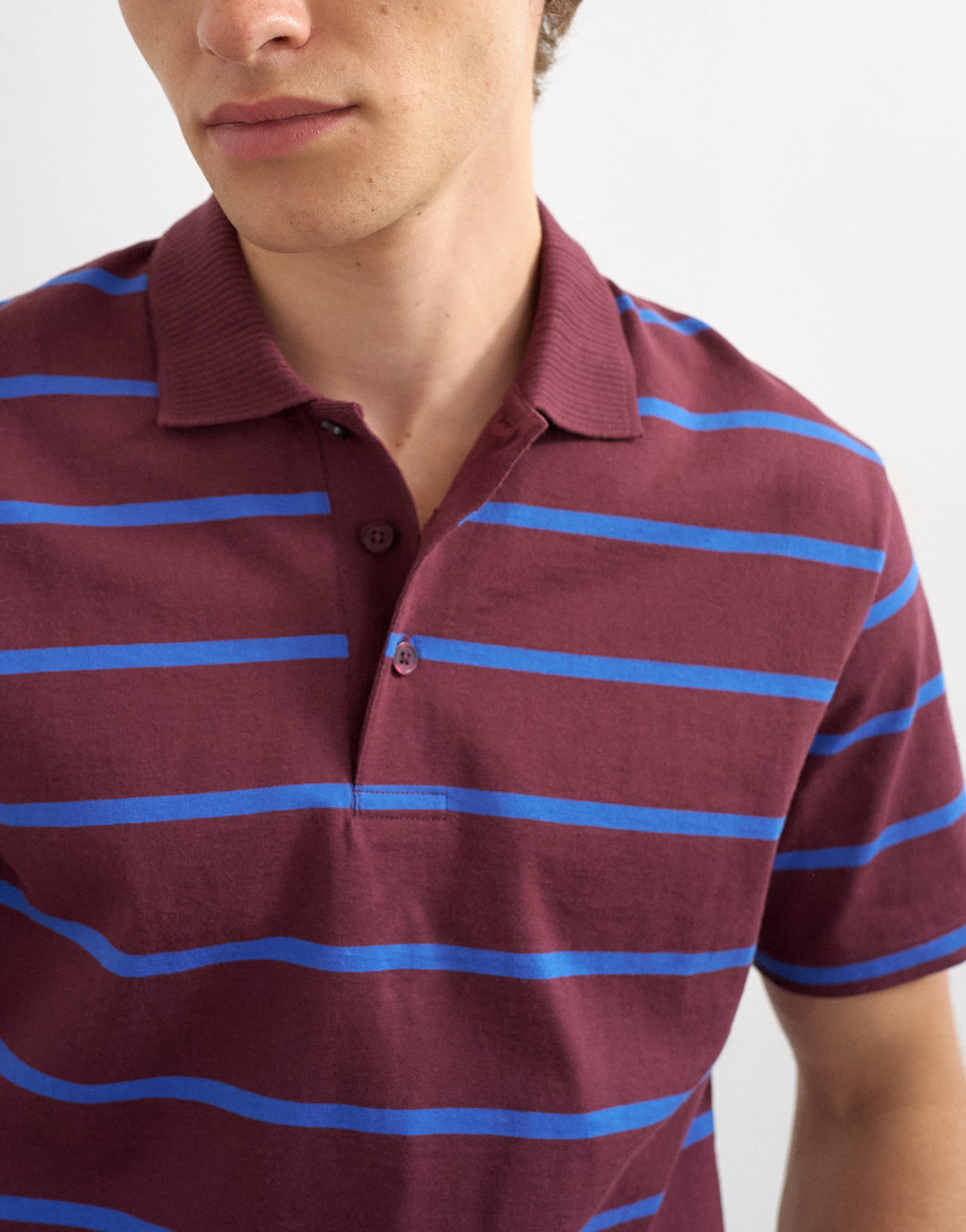 Topman relaxed cropped fit striped polo in dark burgundy